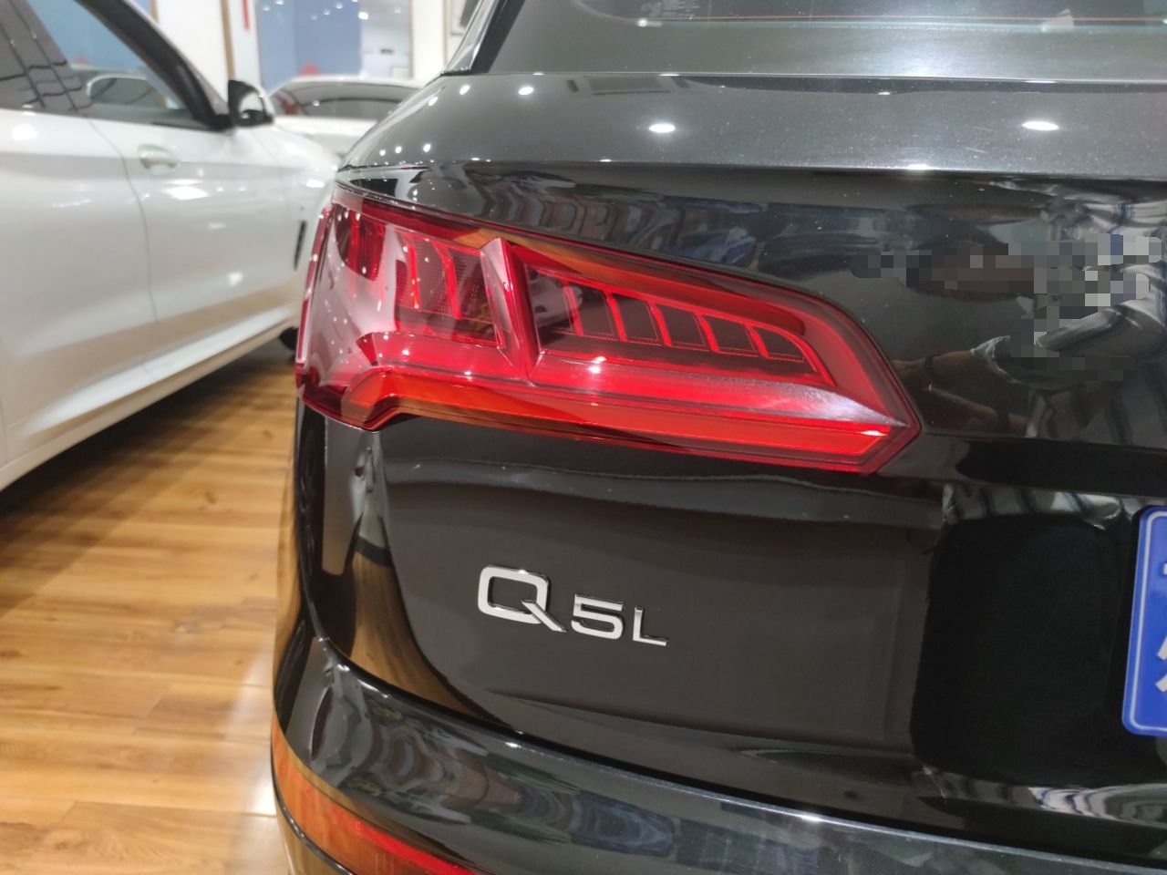 奥迪Q5L 40TFSI 2020款 2.0T 自动 改款荣享时尚型 (国Ⅵ) 