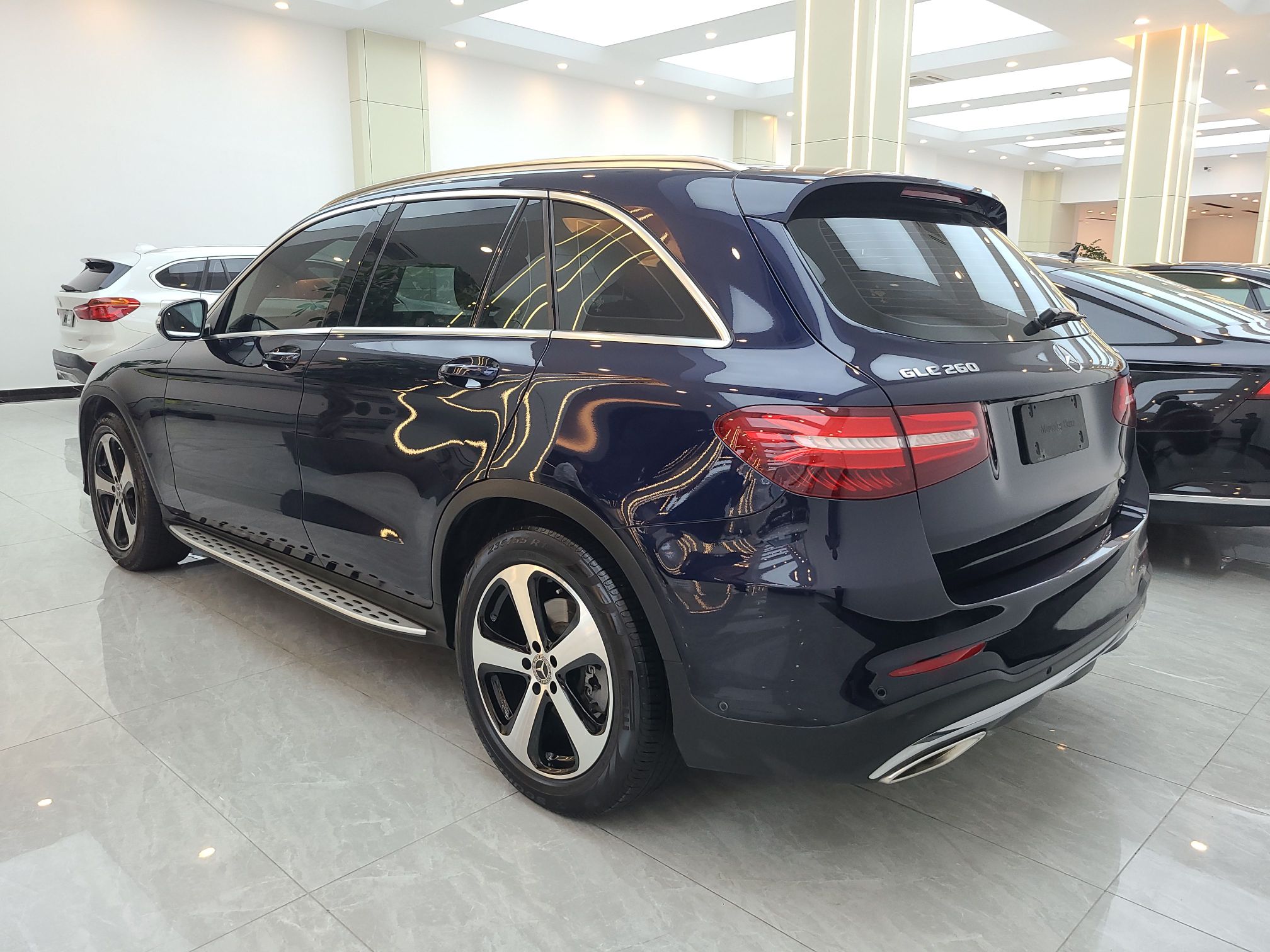 奔驰glcglc2602018款20t自动改款豪华型国Ⅴ