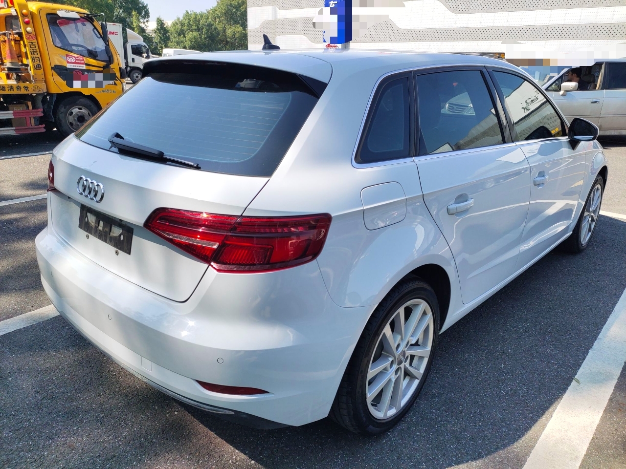 奧迪a335tfsi2020款14t自動汽油進取型sportback國Ⅵ