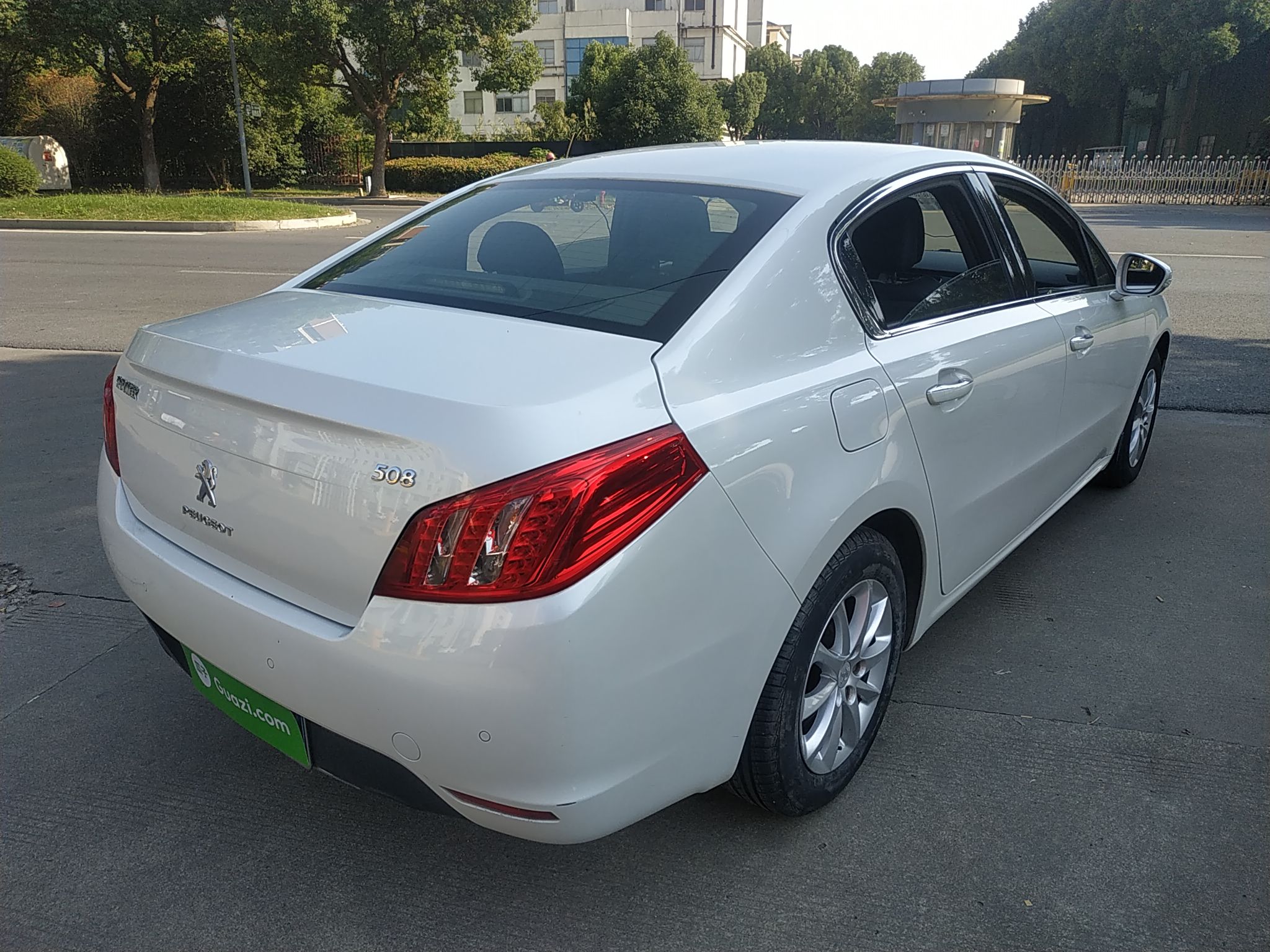 标致5082013款20l自动经典两周年纪念天窗版国Ⅳ