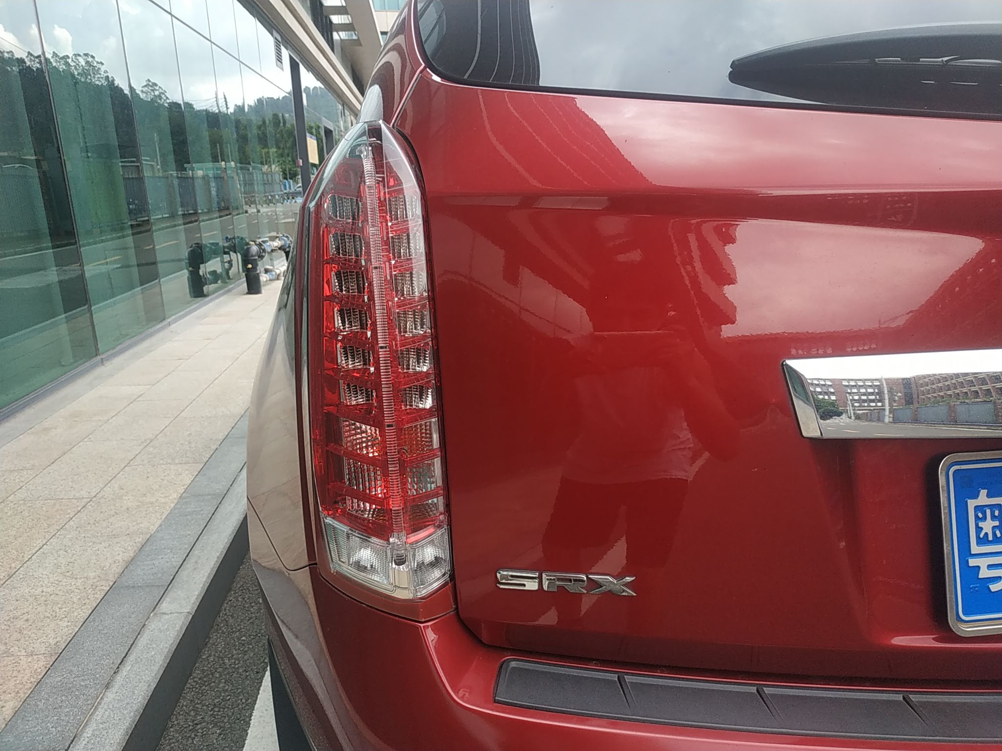 凯迪拉克SRX 2011款 3.0L 旗舰型(进口)