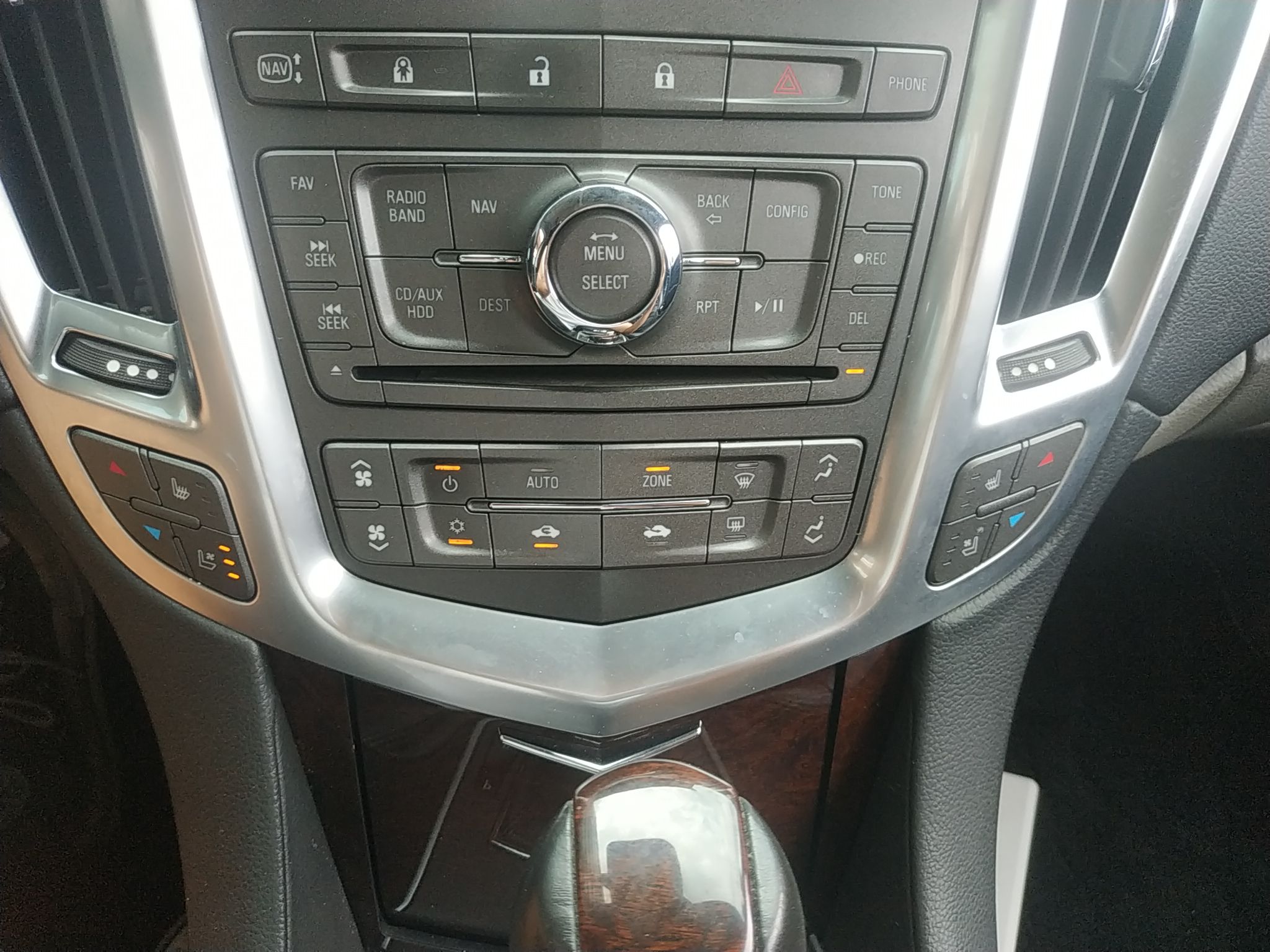 凯迪拉克SRX 2011款 3.0L 旗舰型(进口)