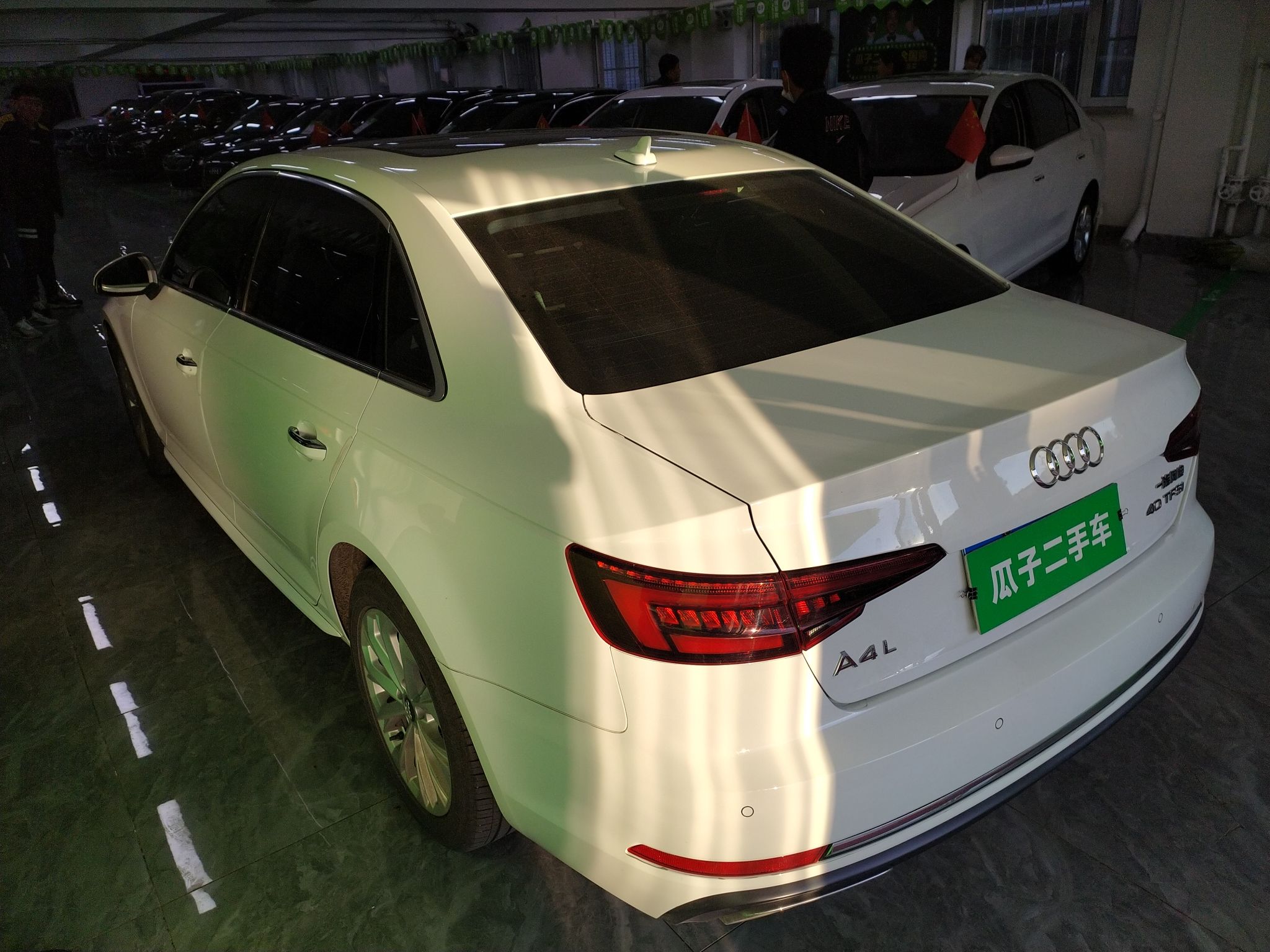 奥迪A4L 2019款 2.0T 自动 进取型 (国Ⅵ) 