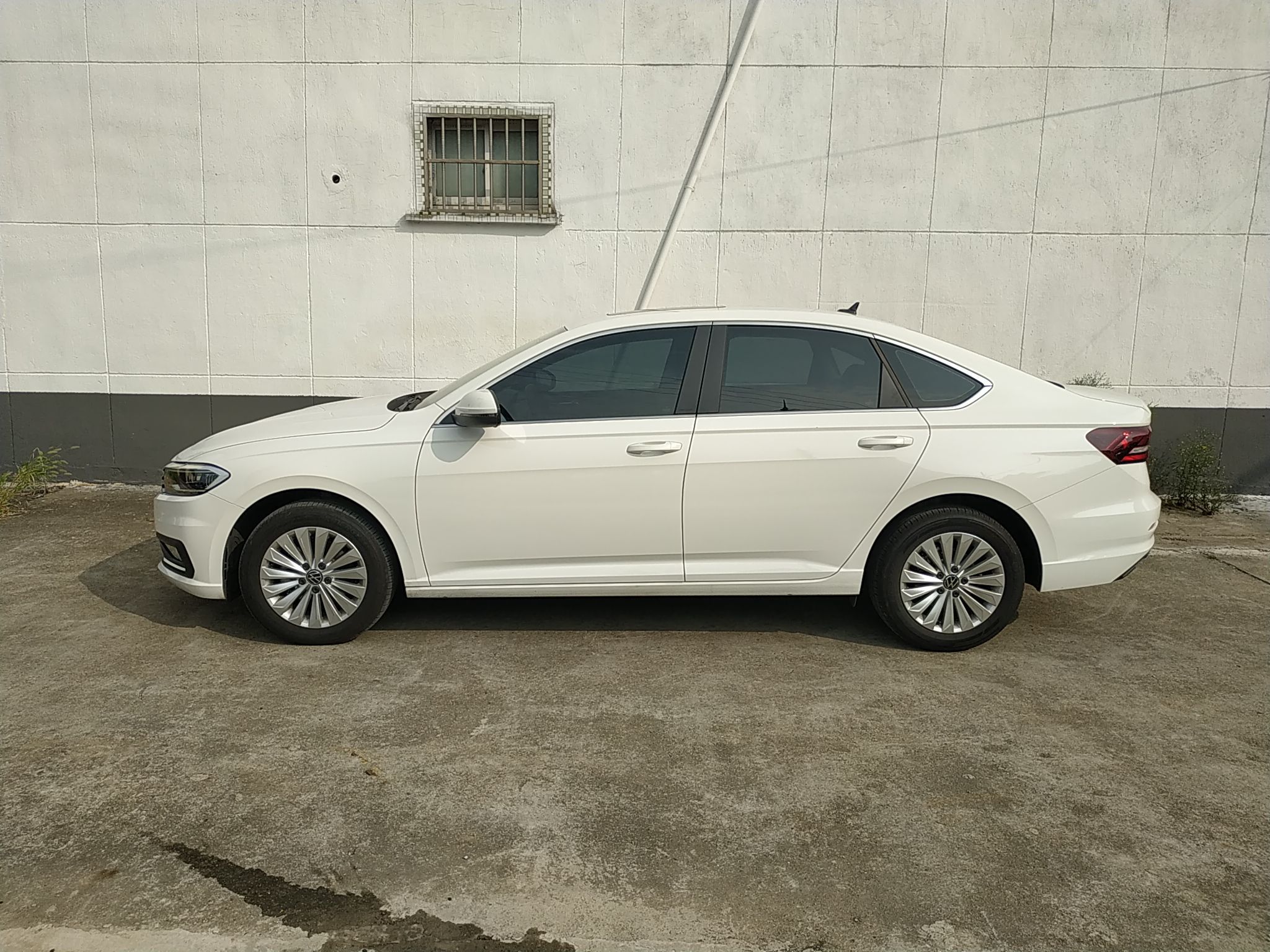 大众朗逸plus2021款多少钱(大众朗逸plus2021款多少钱14)