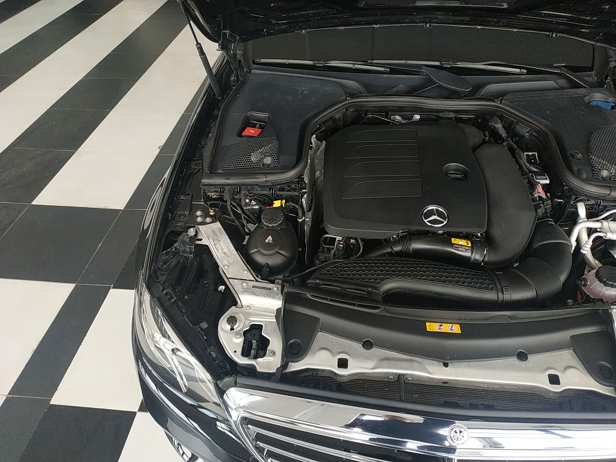 奔驰E级 E260L 2019款 1.5T 自动 汽油 (国Ⅵ) 