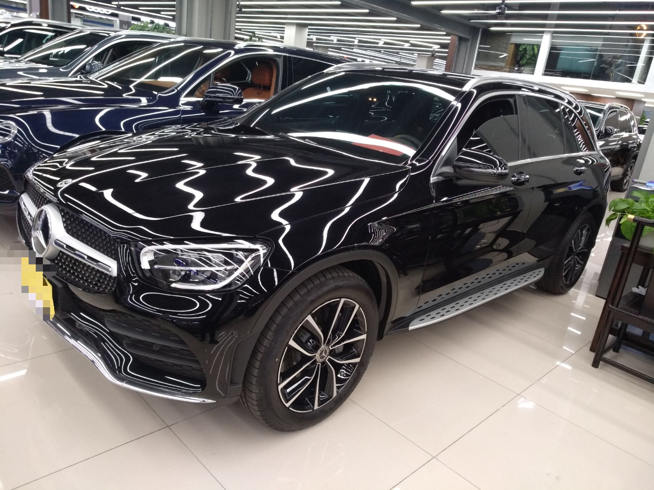 奔驰glcglc300l2021款20t自动动感型国Ⅵ