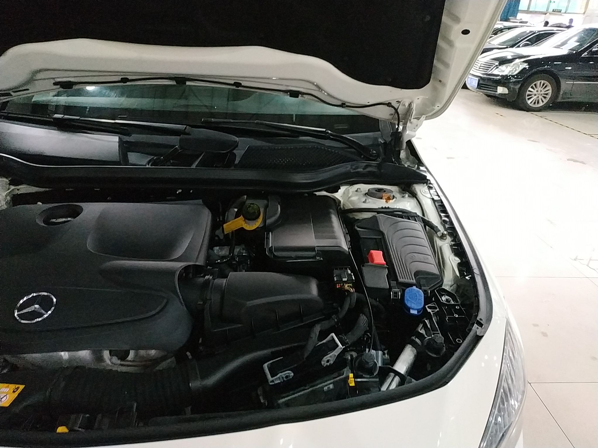 奔驰CLA级 CLA200 [进口] 2017款 1.6T 自动 汽油 动感型改款 