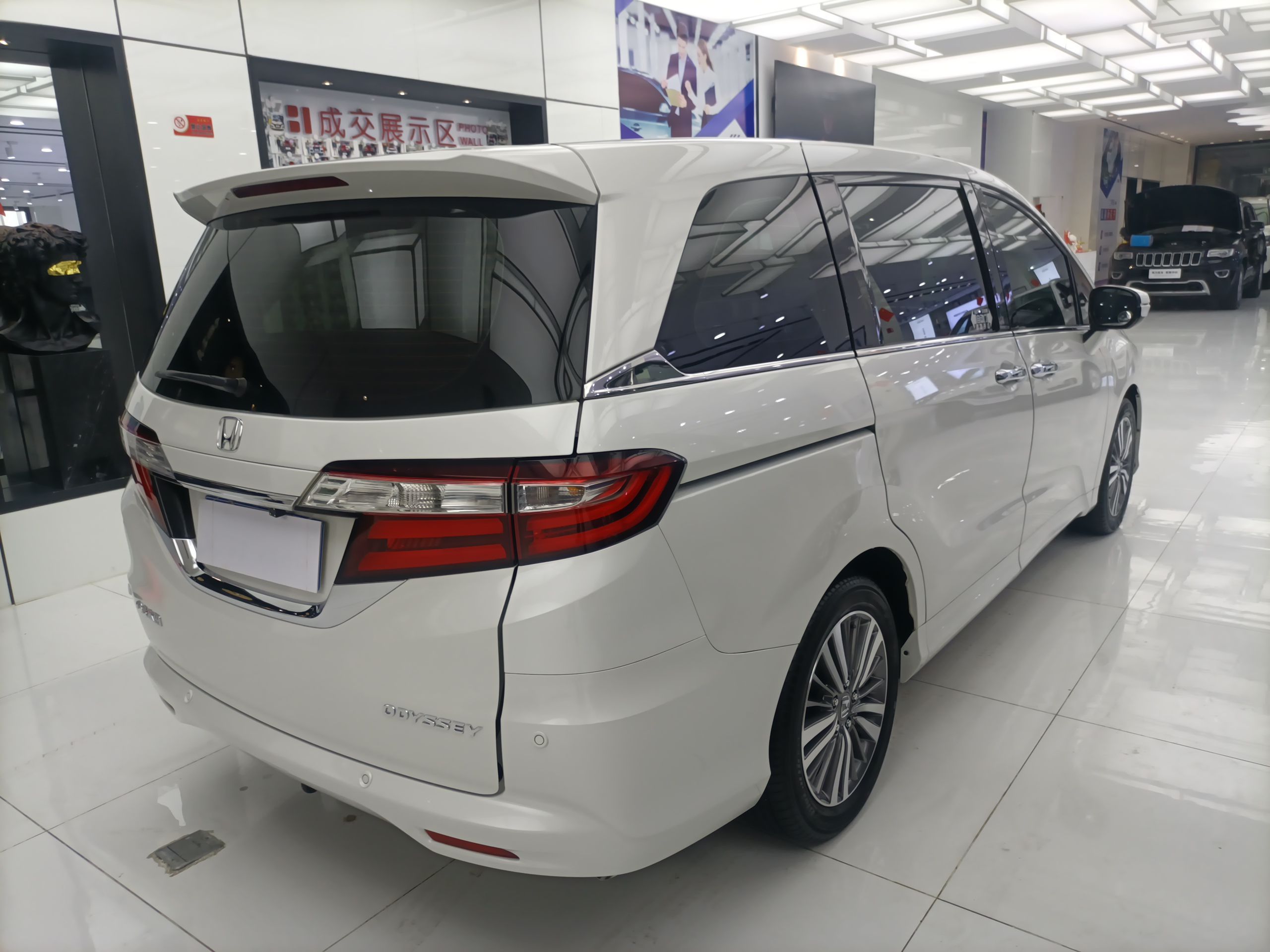 本田奥德赛2018款24l自动7座豪华版国Ⅴ