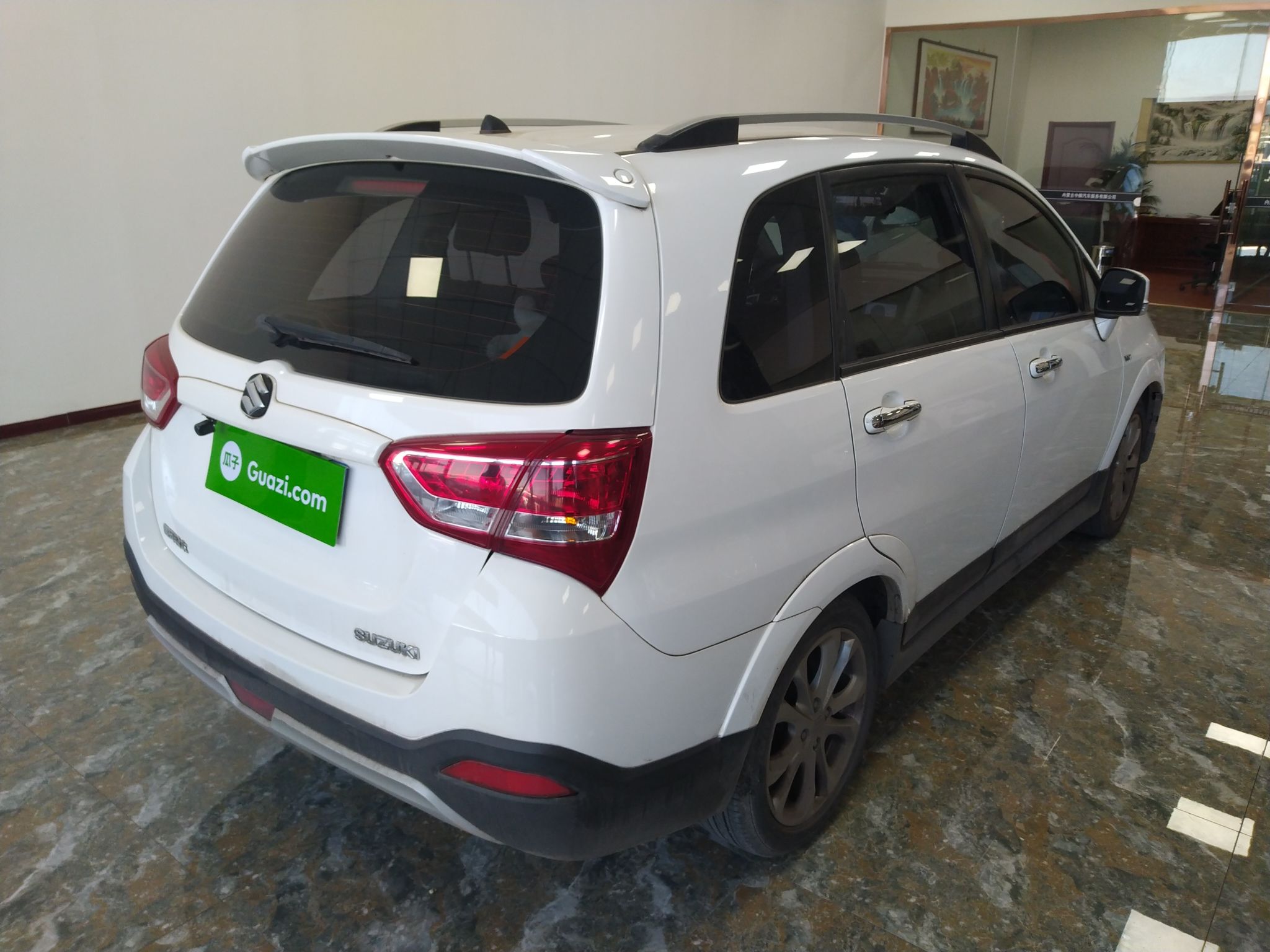 铃木利亚纳a62016款14l手动5门5座两厢车理想型国Ⅴ