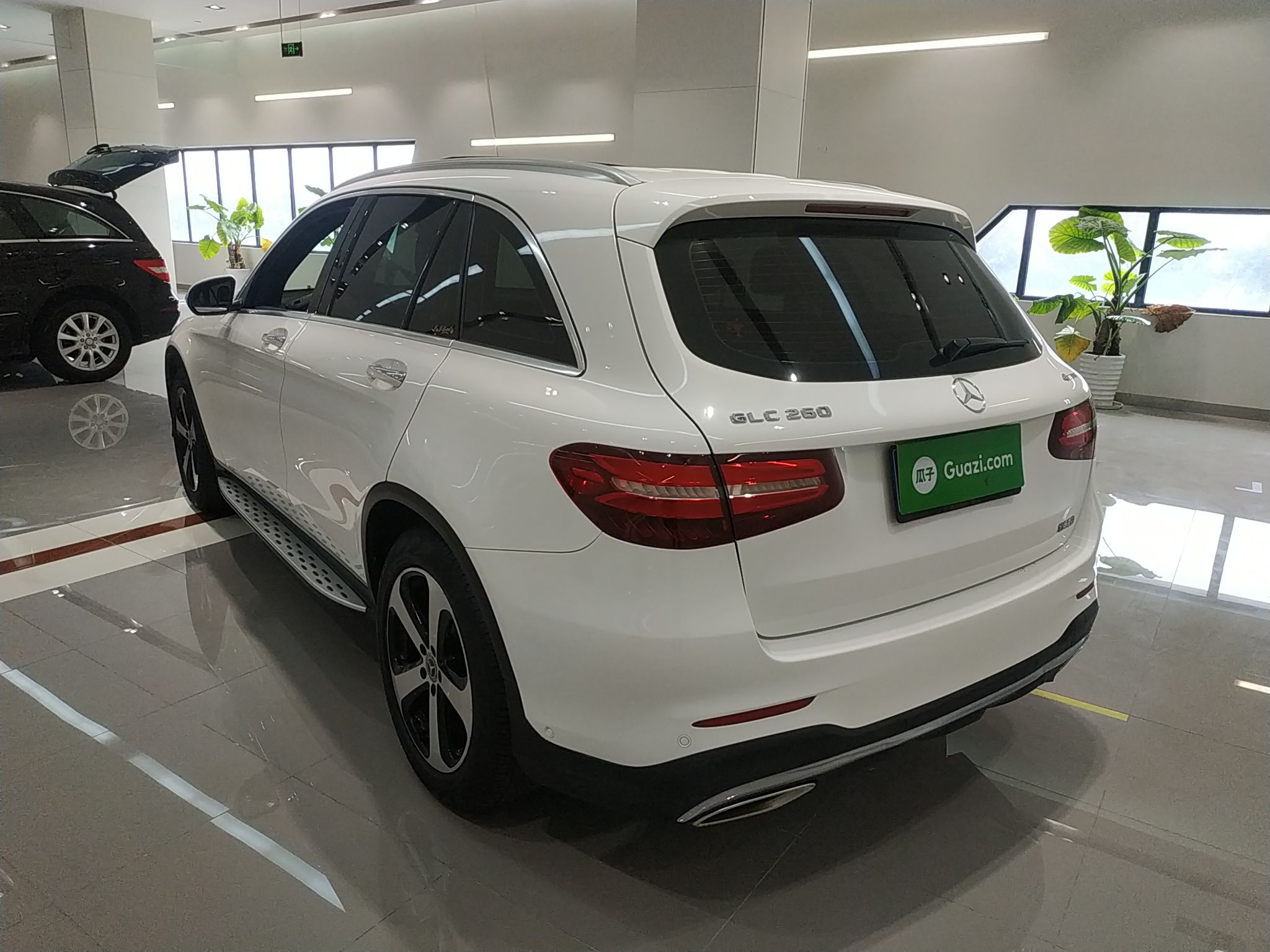 奔驰glcglc260l2019款20t自动豪华型国Ⅴ