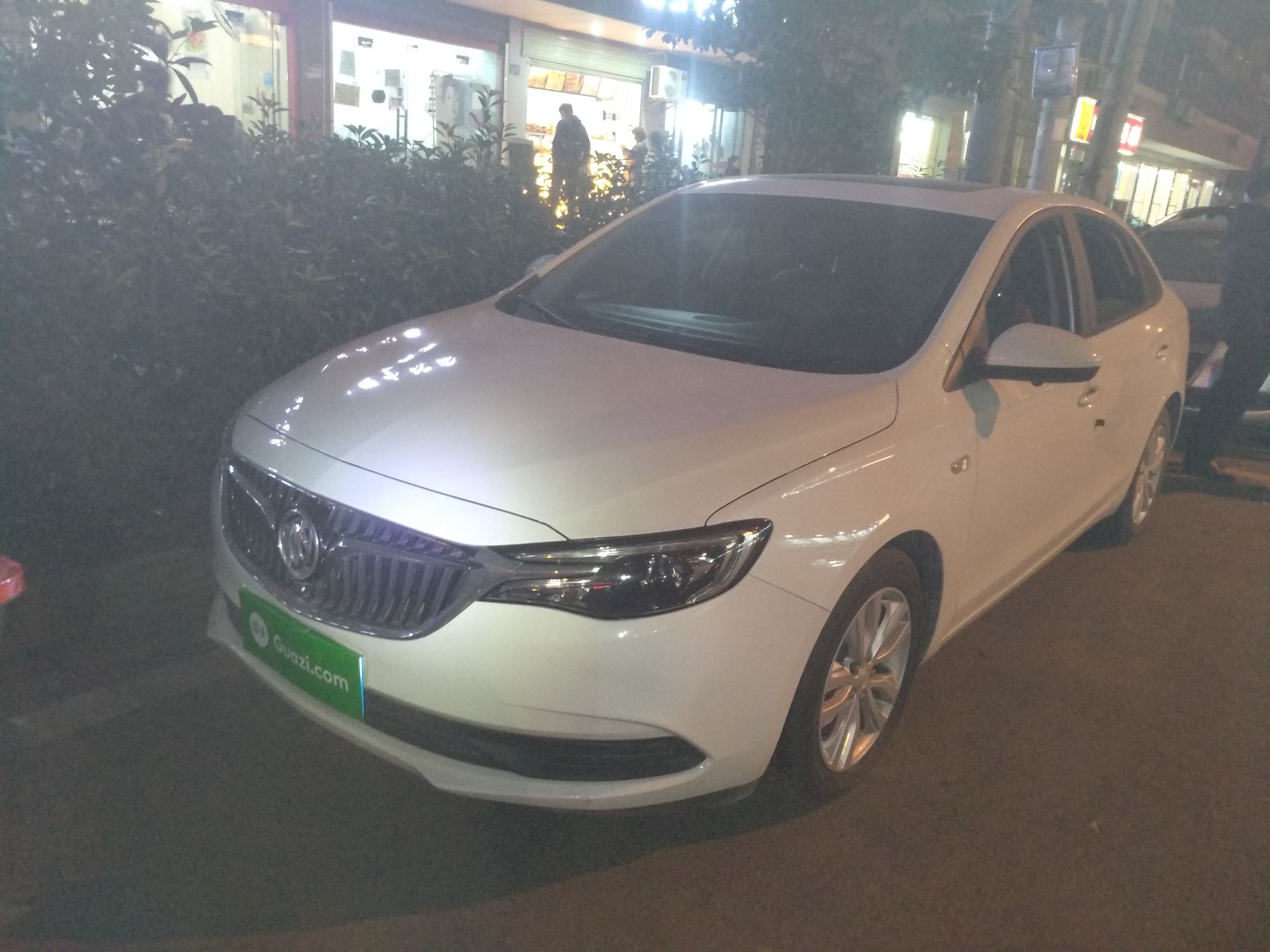 别克英朗gt图片(别克英朗2019款)