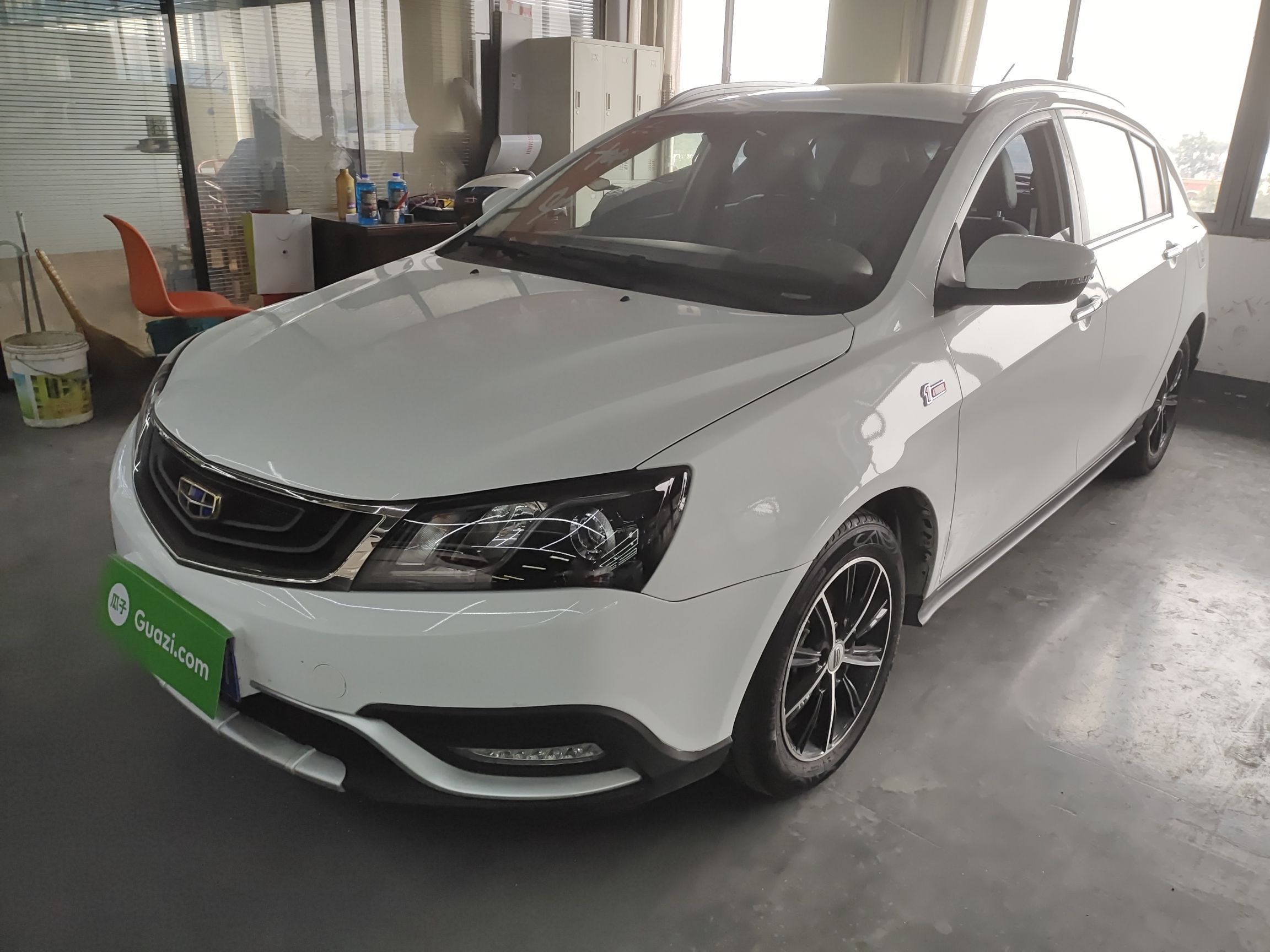 吉利帝豪rs2017款15l手动百万款向上版国Ⅴ