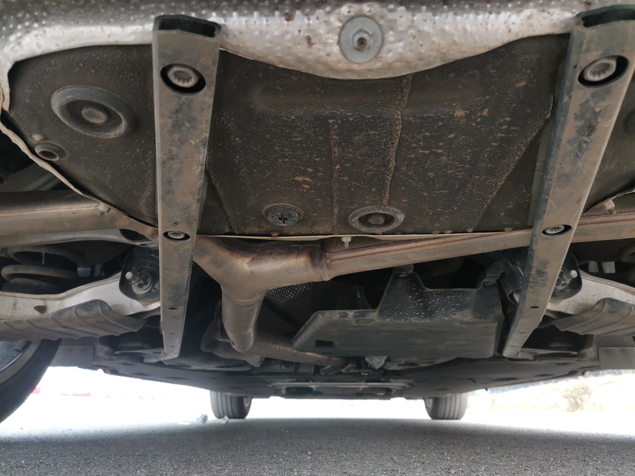 奥迪a6l40tfsi2021款20t自动豪华致雅型国Ⅵ