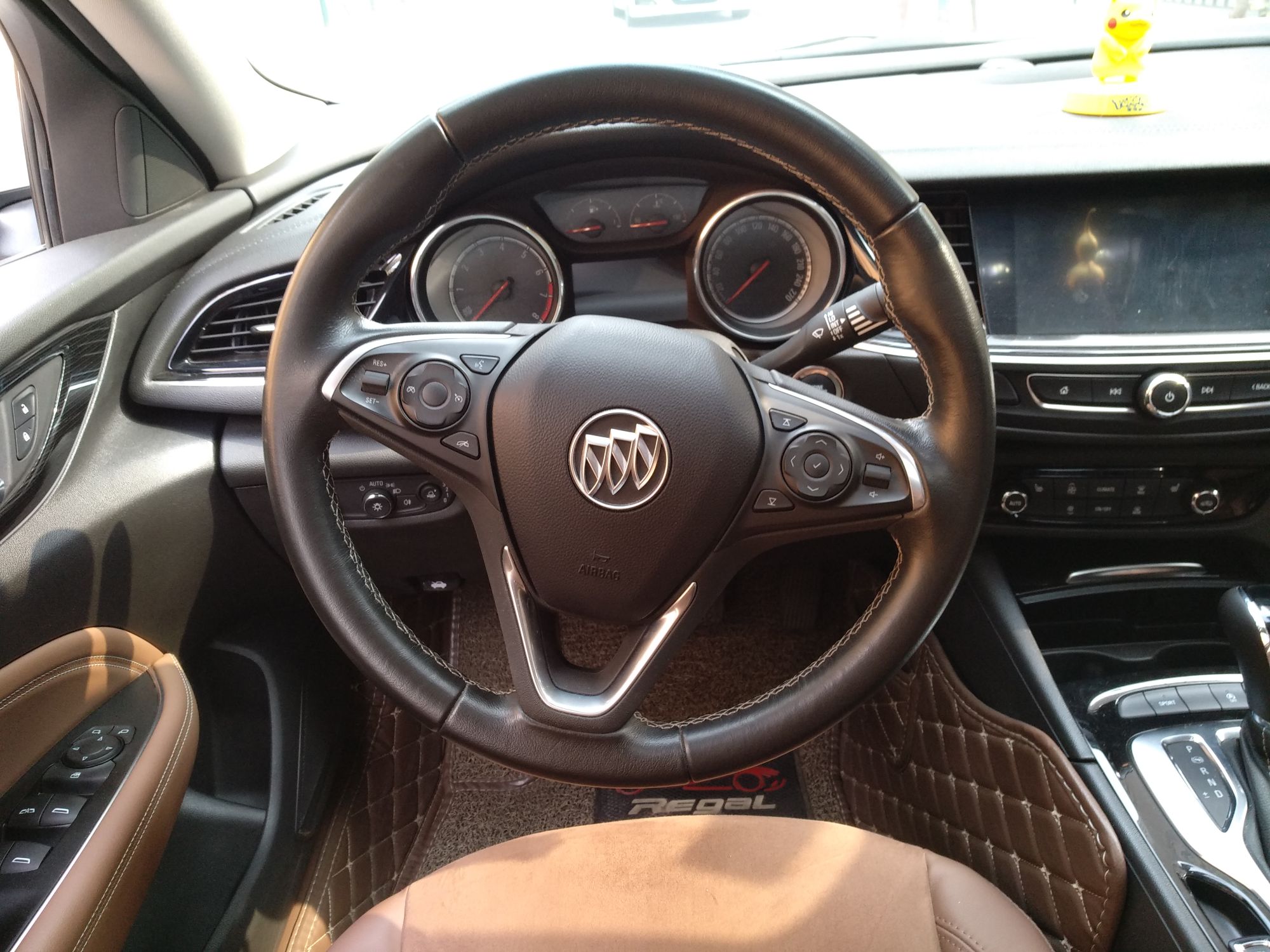 别克君威2019款15t自动20t精英型国Ⅵ