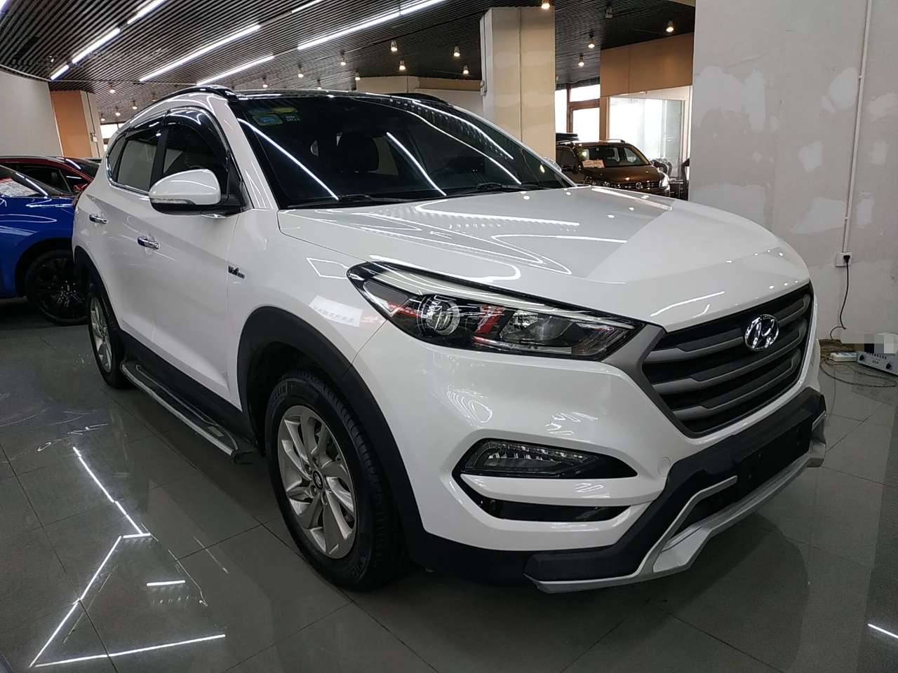 现代途胜2015款16t自动前驱智能型国Ⅴ