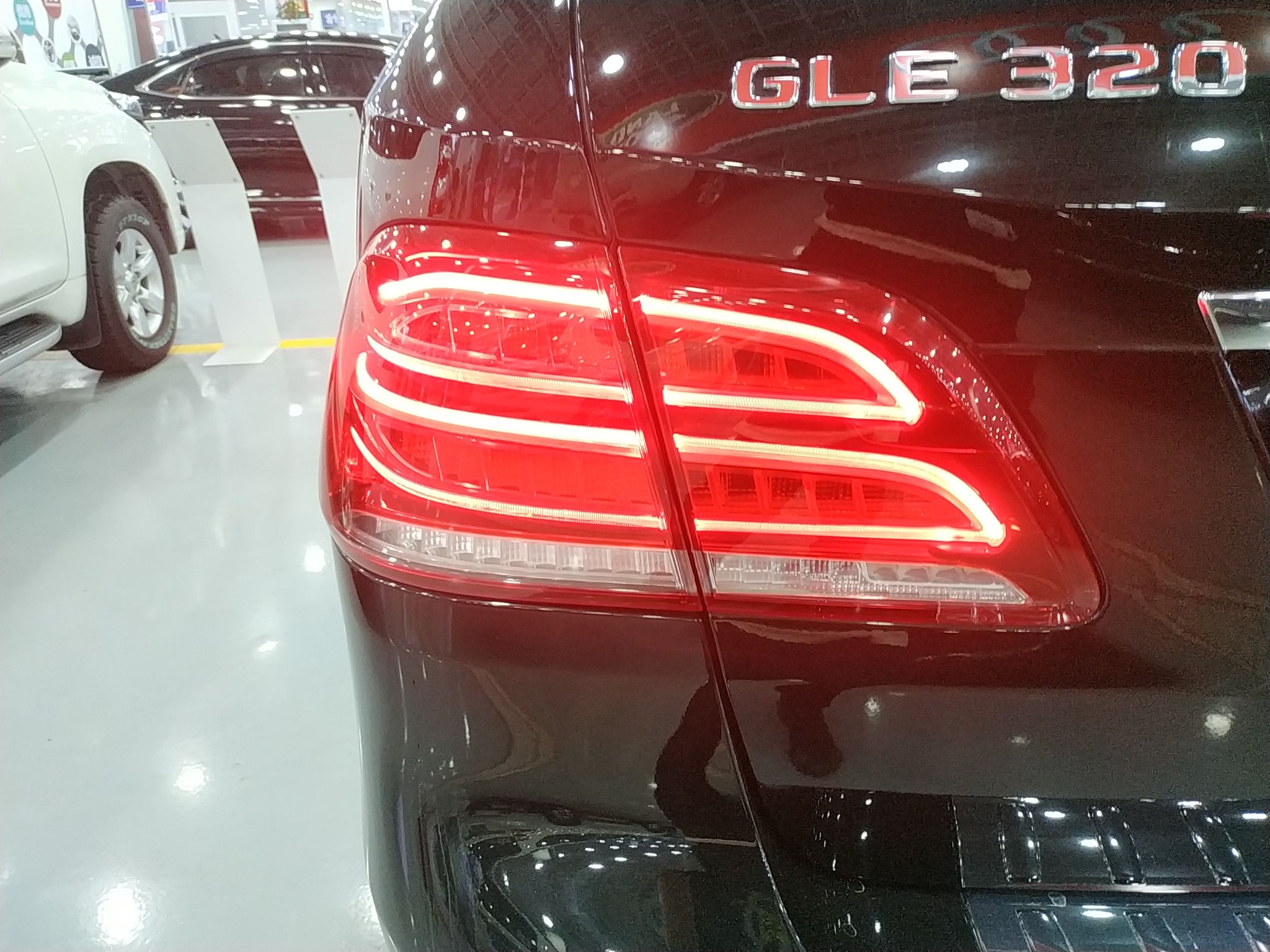 奔驰GLE级 GLE320 [进口] 2018款 3.0T 自动 动感型臻藏版 