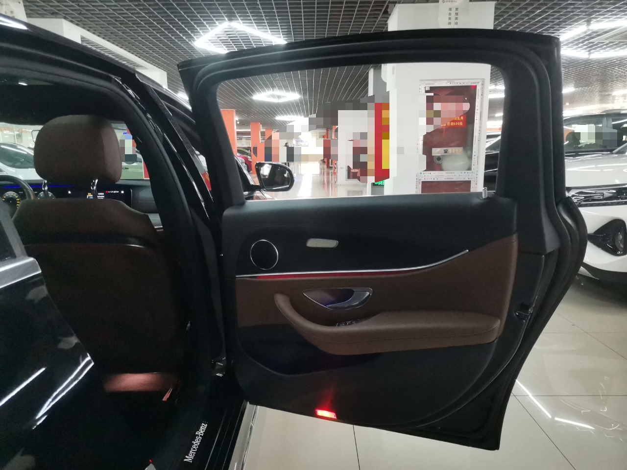 奔驰E级 E300L 2021款 2.0T 自动 汽油 运动时尚型 (国Ⅵ) 
