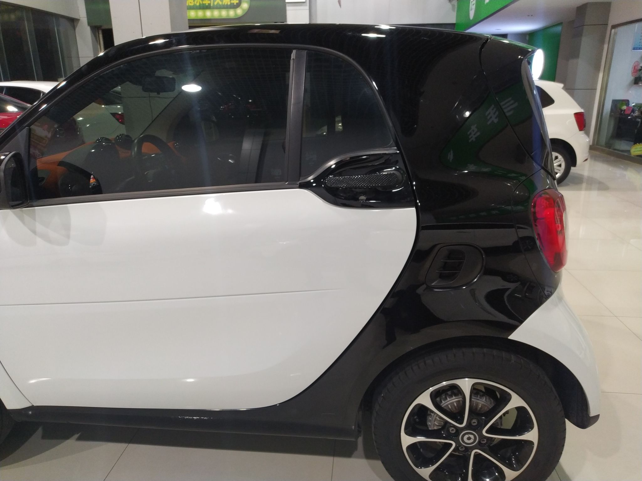 SmartForTwo [进口] 2015款 1.0L 自动 汽油 激情版 