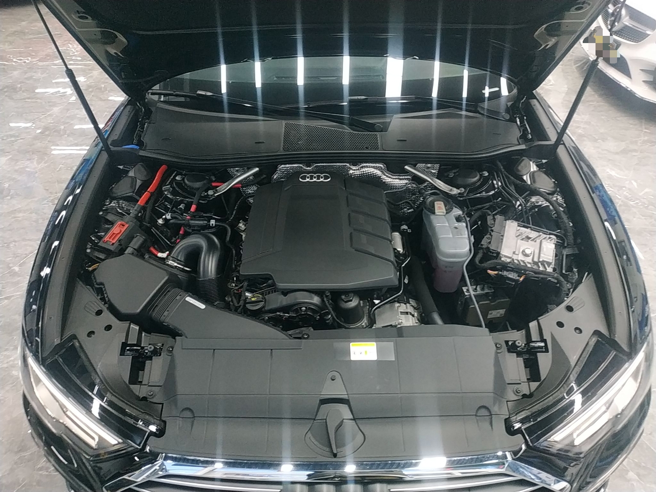 奥迪A6L 45TFSI 2021款 2.0T 自动 臻选动感型 (国Ⅵ) 