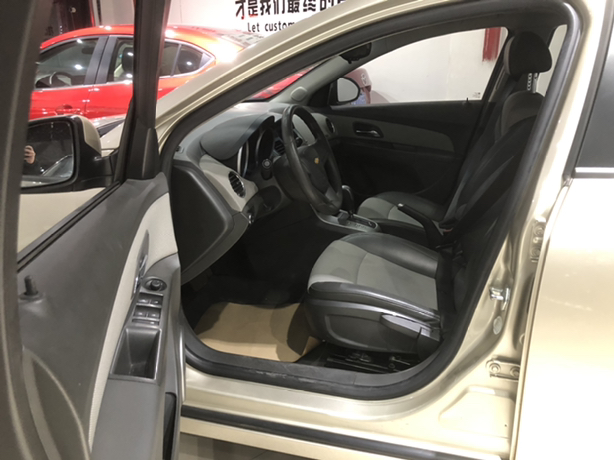 雪佛兰科鲁兹 2013款 1.8L 自动 SE-Onstar (国Ⅳ) 