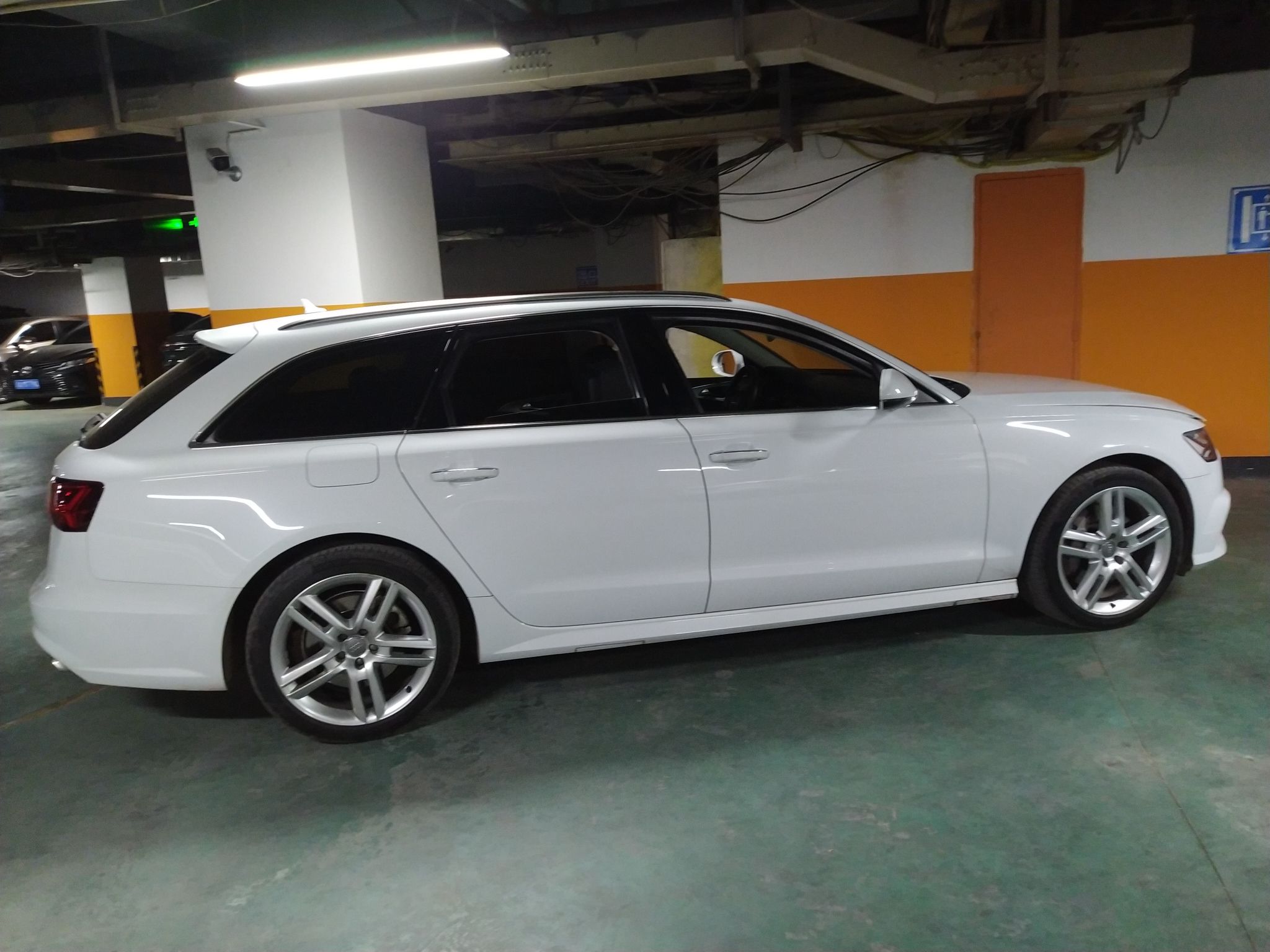 奥迪a6旅行avant进口2017款20t自动汽油sport运动型