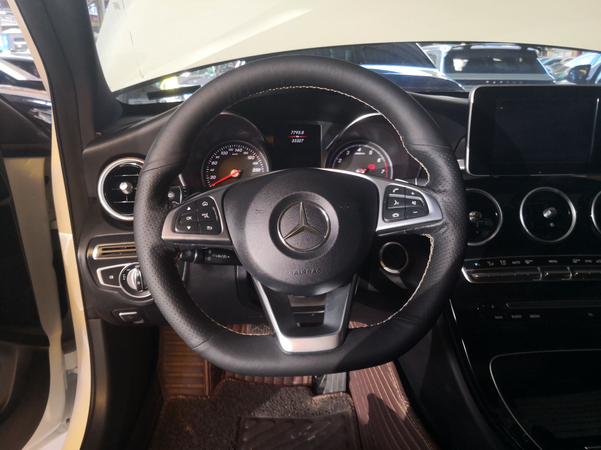 奔驰c级c2002018款20t自动成就特别版国Ⅴ