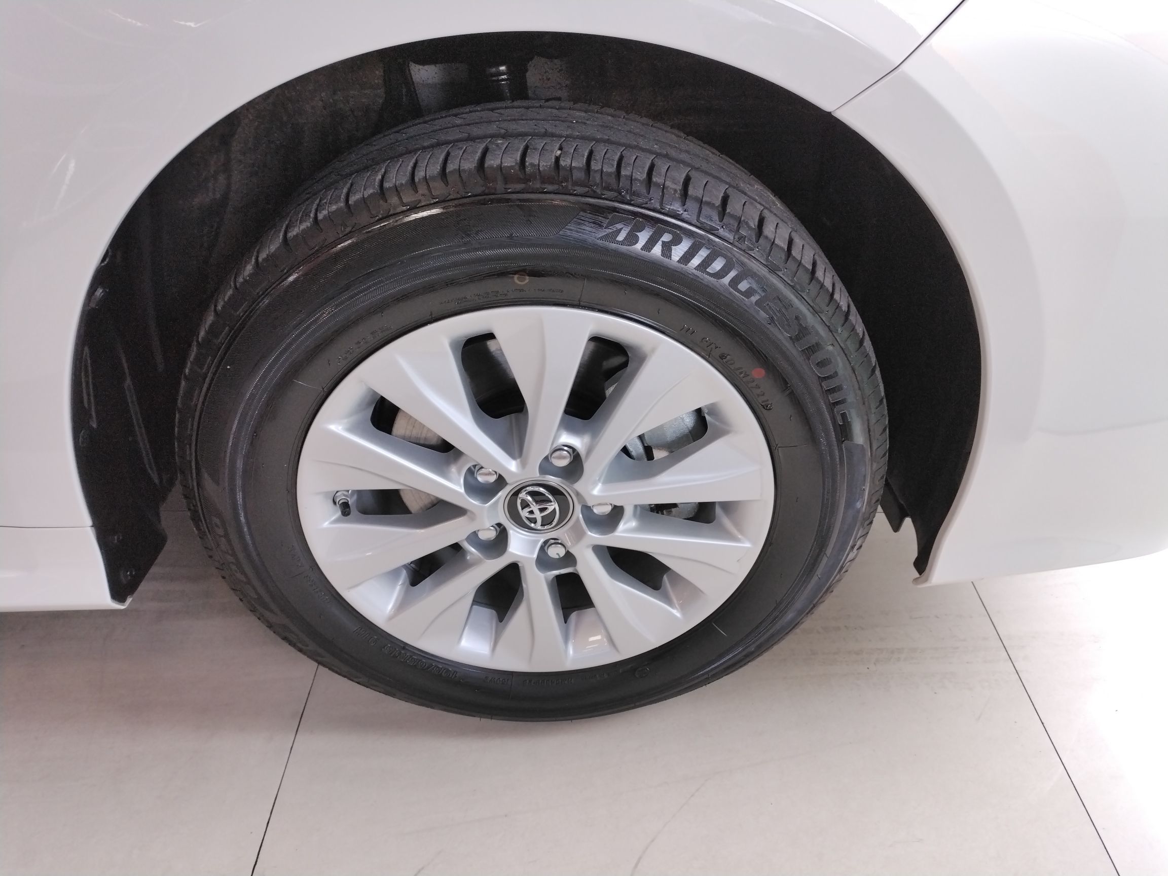 丰田卡罗拉 2021款 1.2t 自动 先锋plus版 (国Ⅵ)