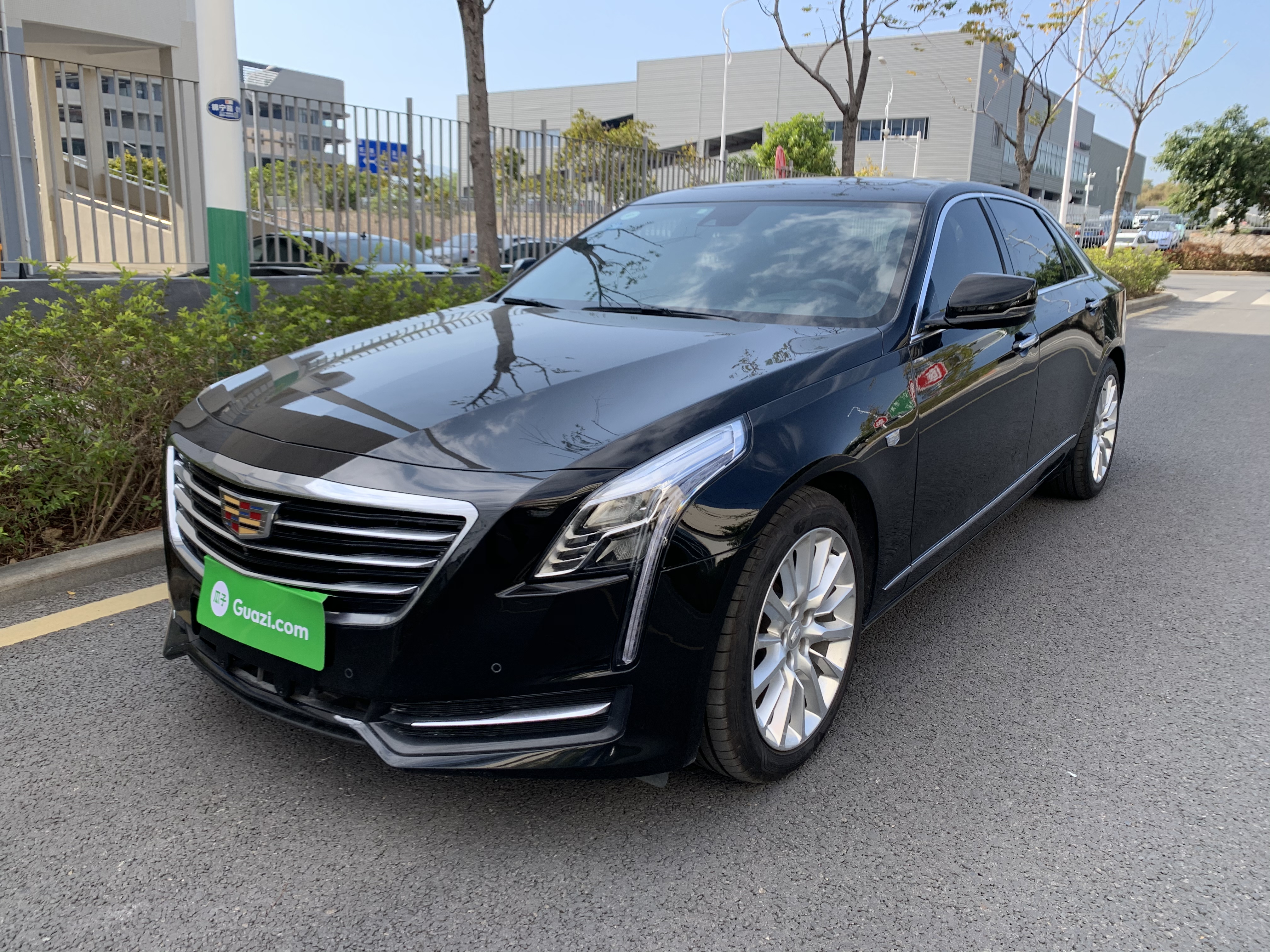 凯迪拉克ct62017款30t自动40t豪华型国Ⅴ