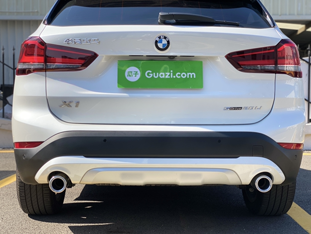 宝马x1sdrive20li2020款15t自动前驱汽油尊享型国Ⅵ