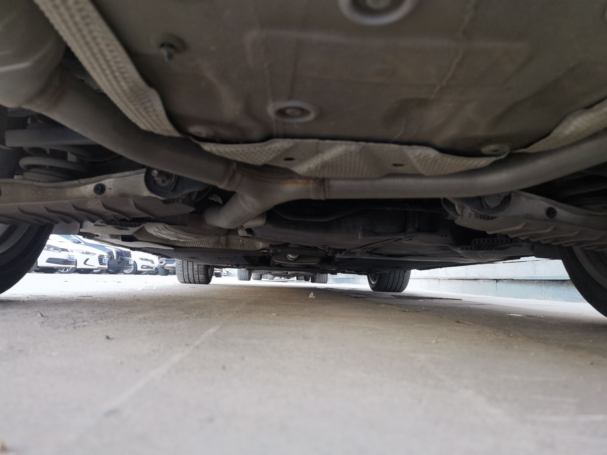 奥迪a4l2019款20t自动时尚型国Ⅵ