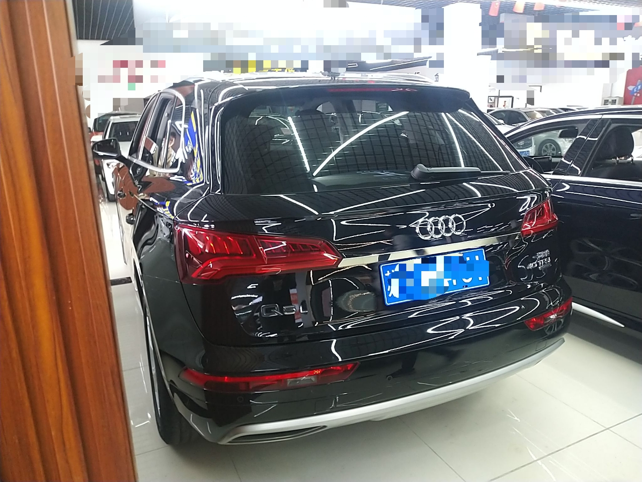 奥迪Q5L 40TFSI 2018款 2.0T 自动 荣享进取型 (国Ⅵ) 