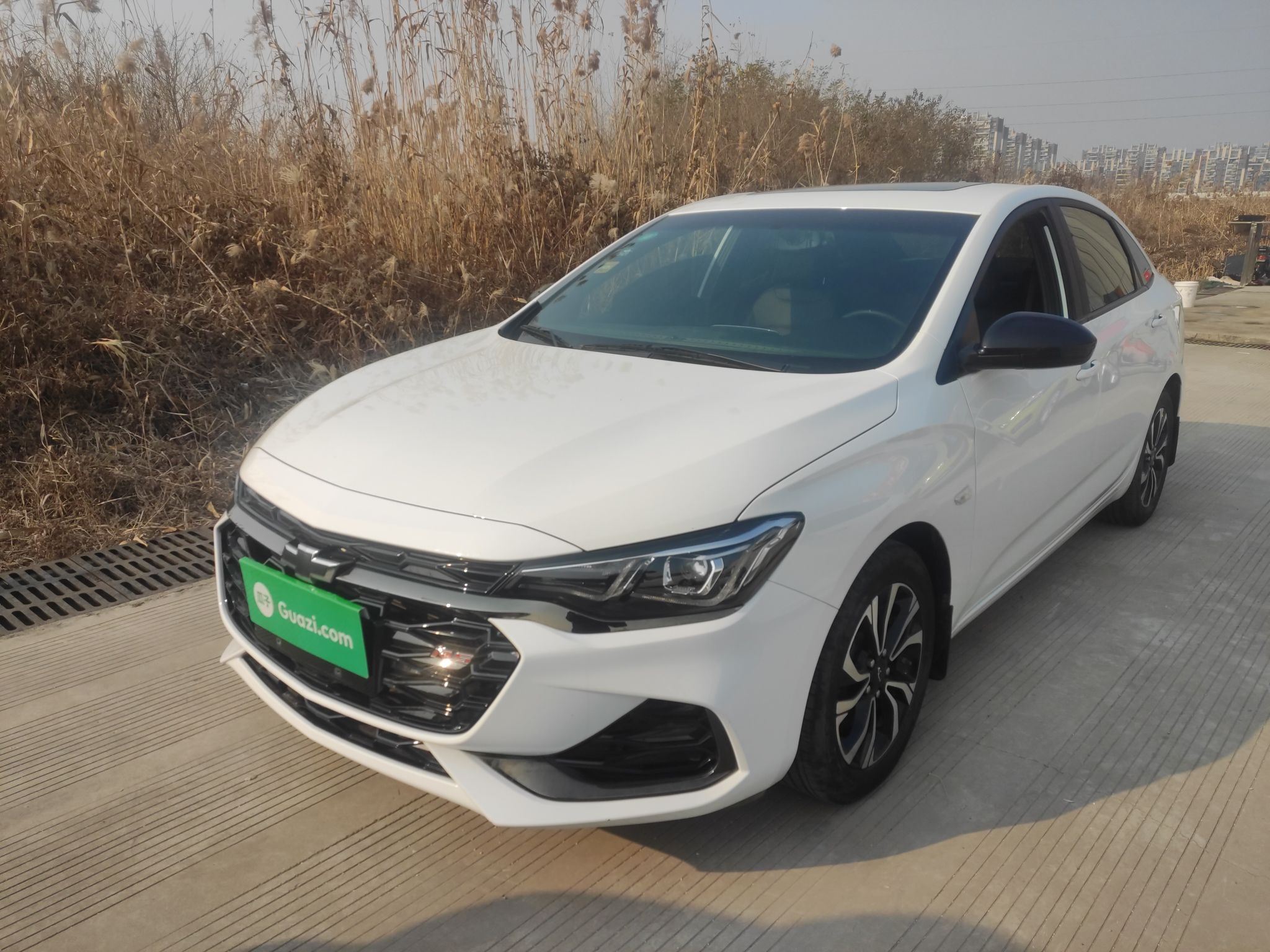 雪佛兰科鲁泽rs2019款13t自动330t畅快版国Ⅵ