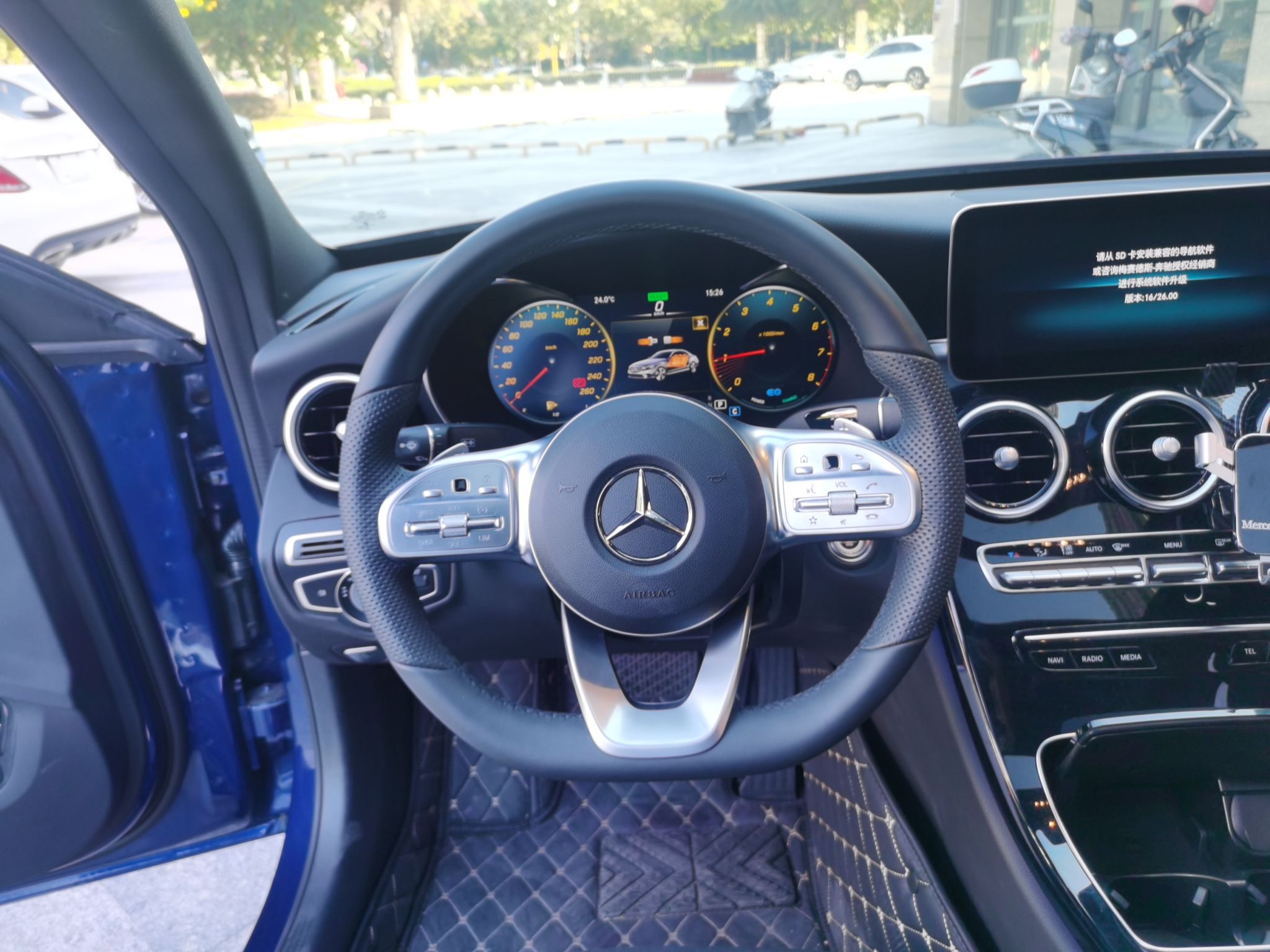 奔驰c级c2602021款15t自动星耀臻藏版国Ⅵ