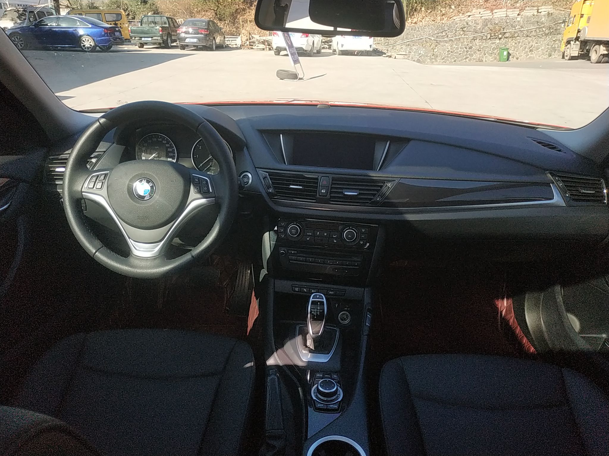宝马X1 sDrive18i 2015款 2.0T 自动 后驱 汽油 领先晋级版 (国Ⅴ) 
