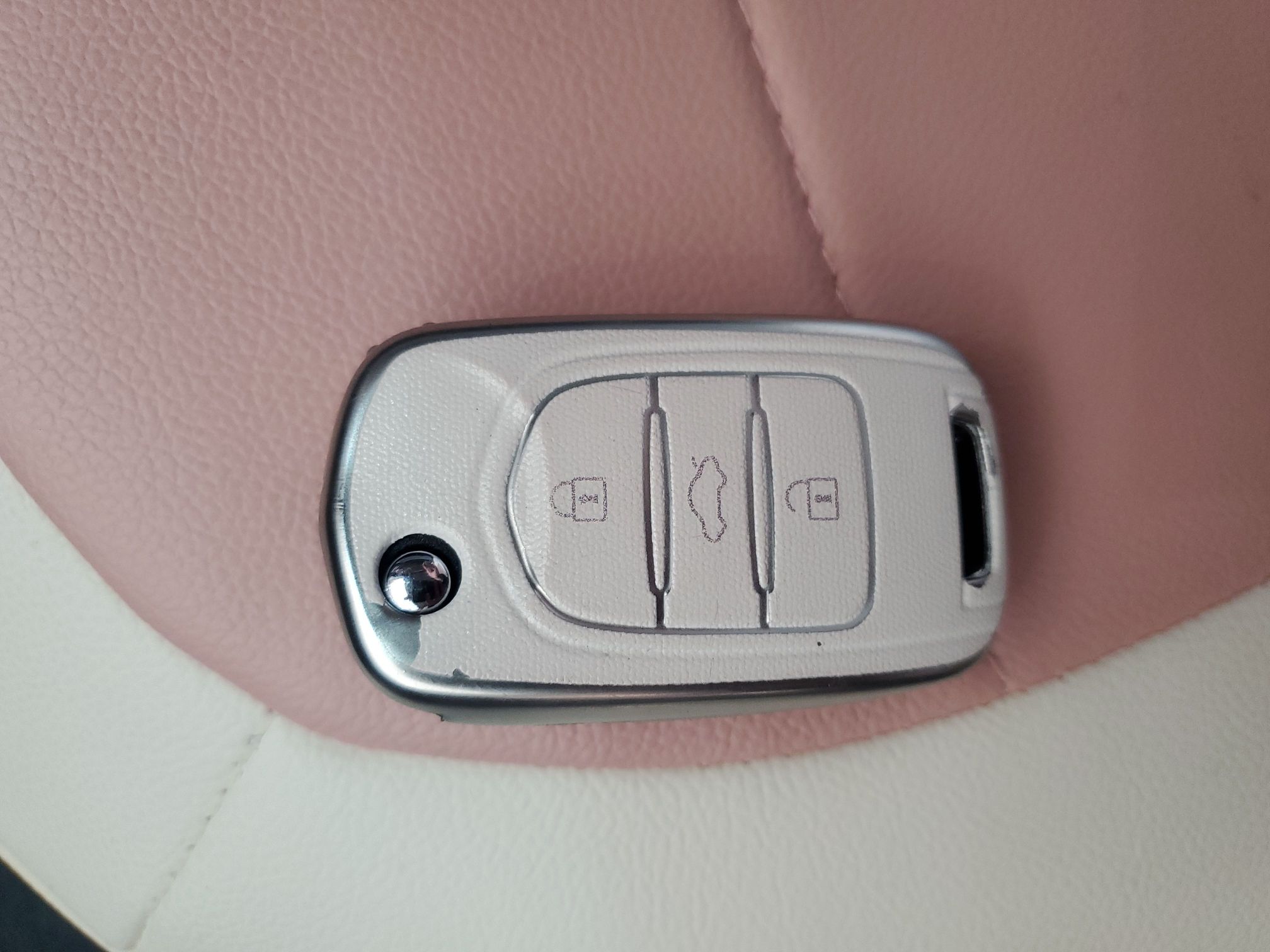 五菱宏光miniev2021款自动臻享款纯电动