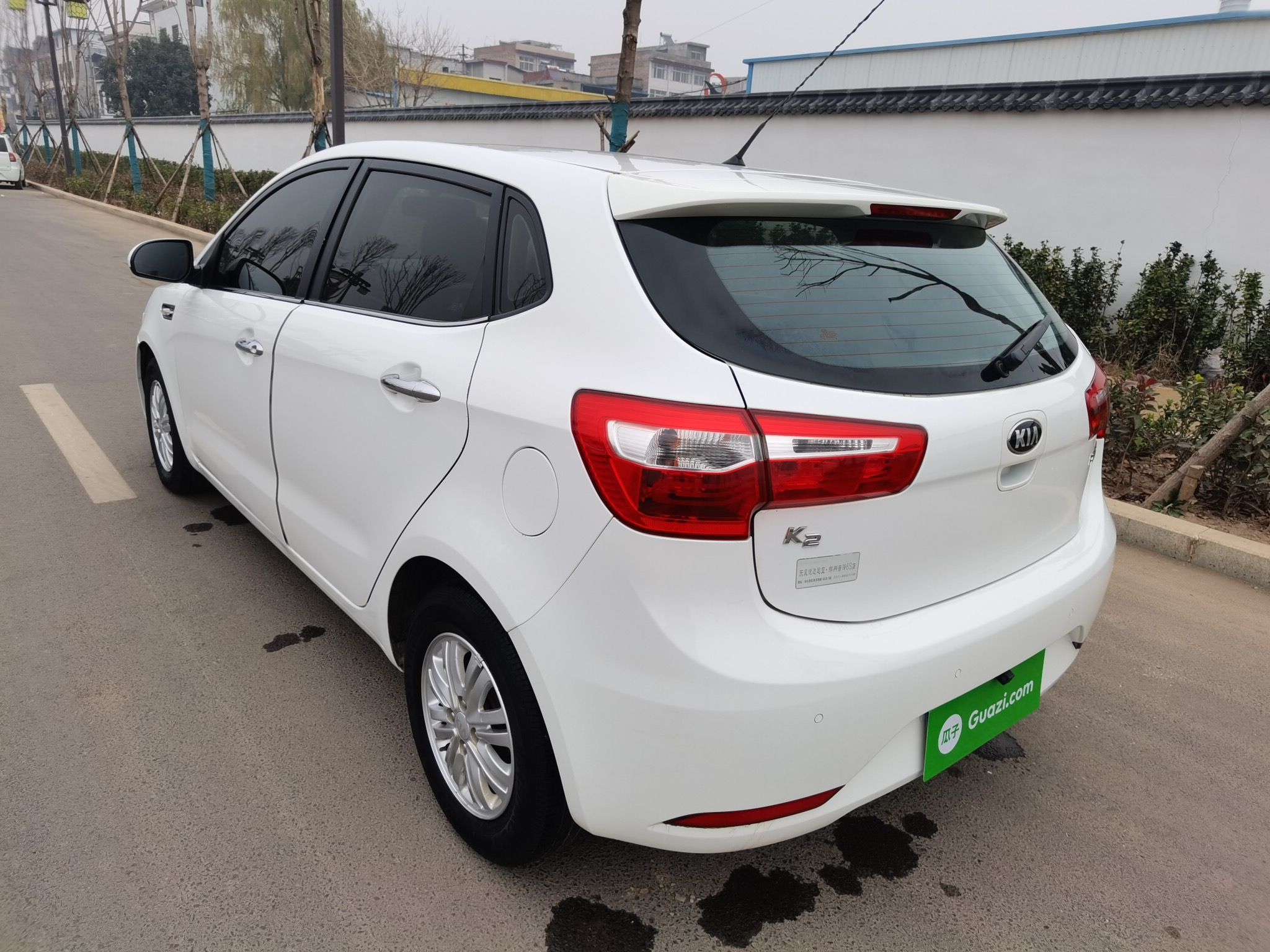 起亚k22012款14l手动5门5座两厢车gl纪念版国Ⅳ