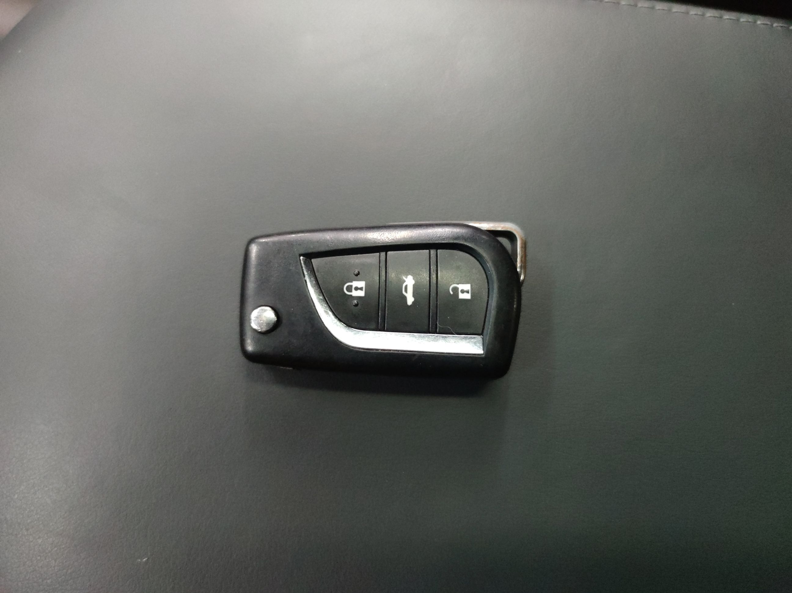 丰田锐志2013款25l自动v尚锐版国Ⅴ