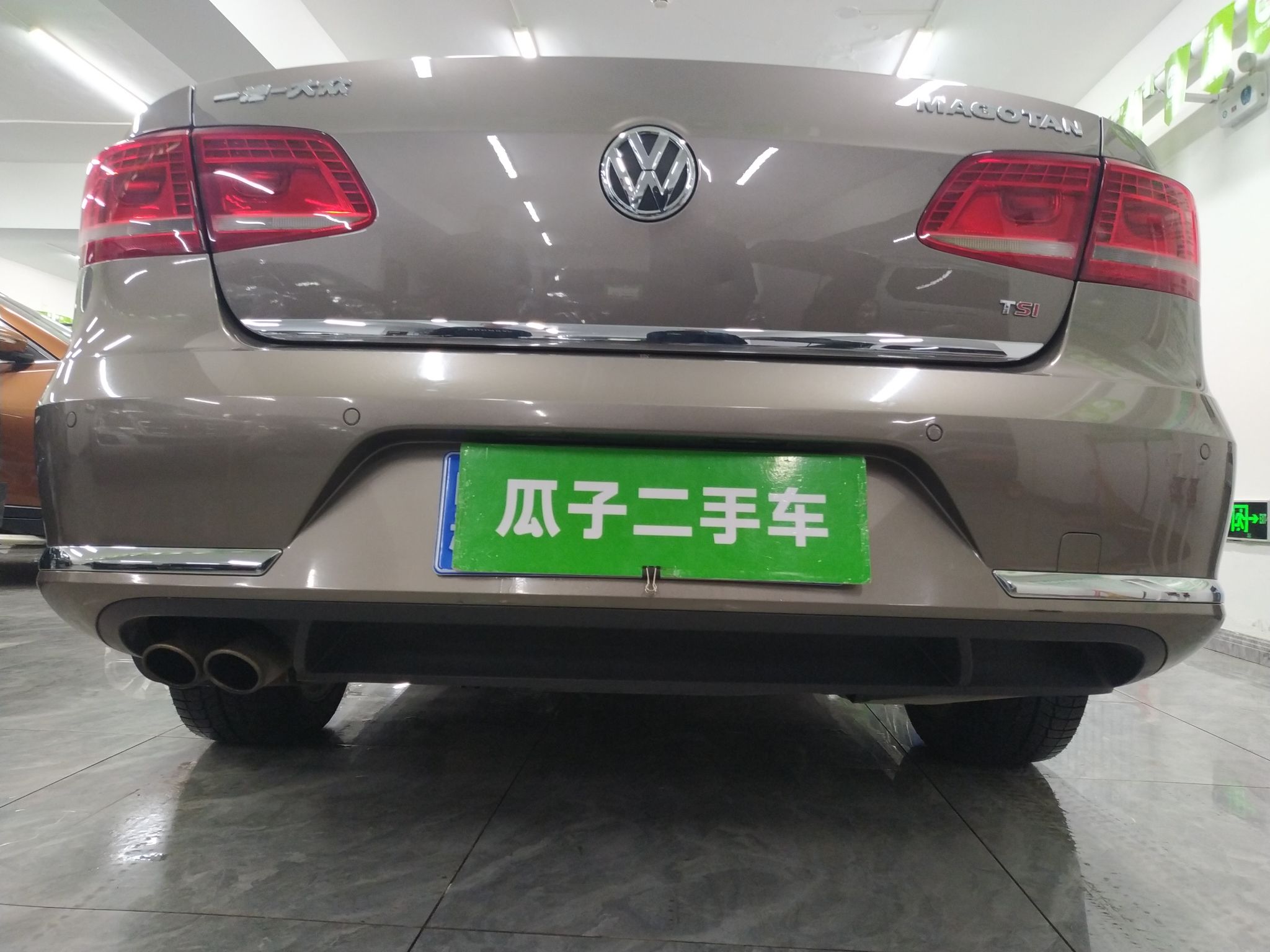 大众迈腾 2015款 1.8T 自动 汽油 改款尊贵型 (国Ⅴ) 