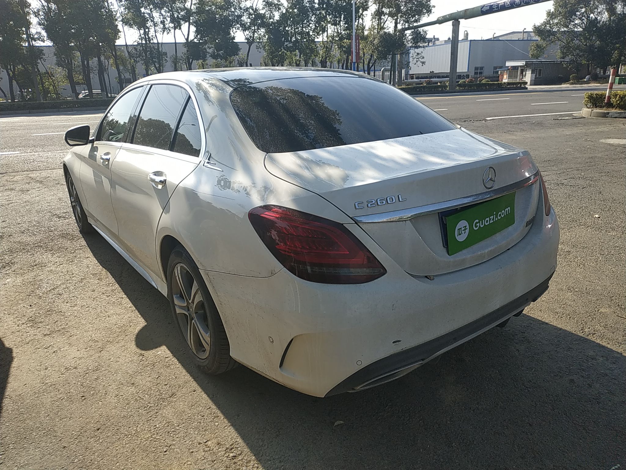 奔驰c级c260l2019款15t自动运动版国Ⅴ