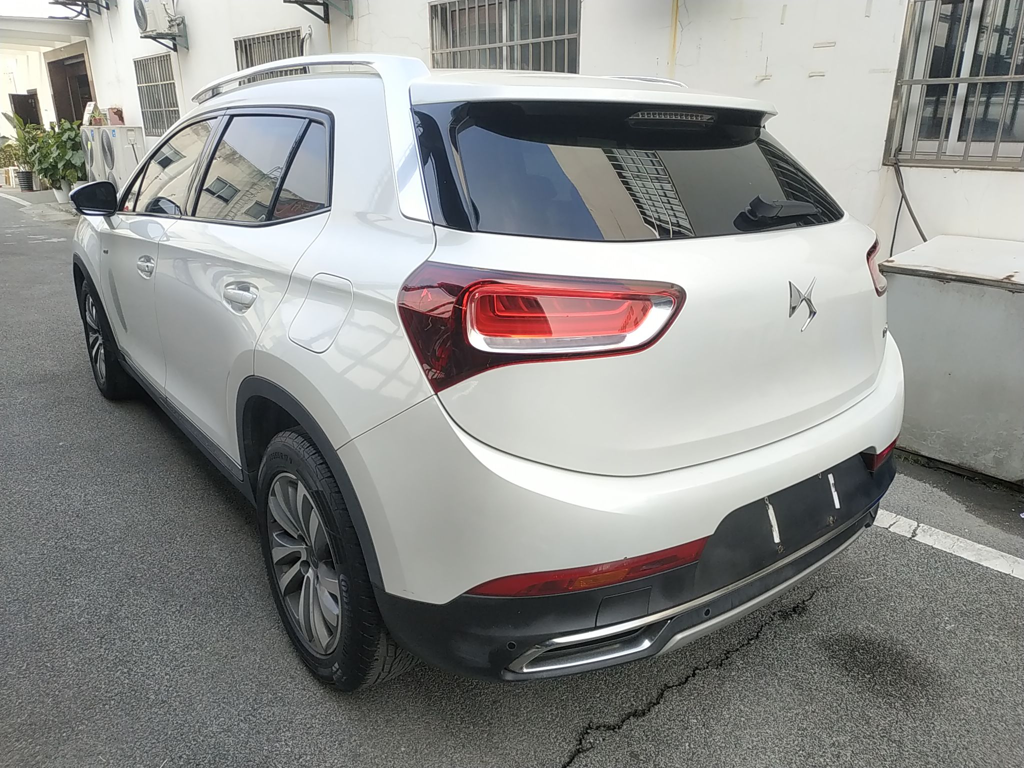 雪铁龙ds62014款16t自动豪华版thp160国Ⅳ