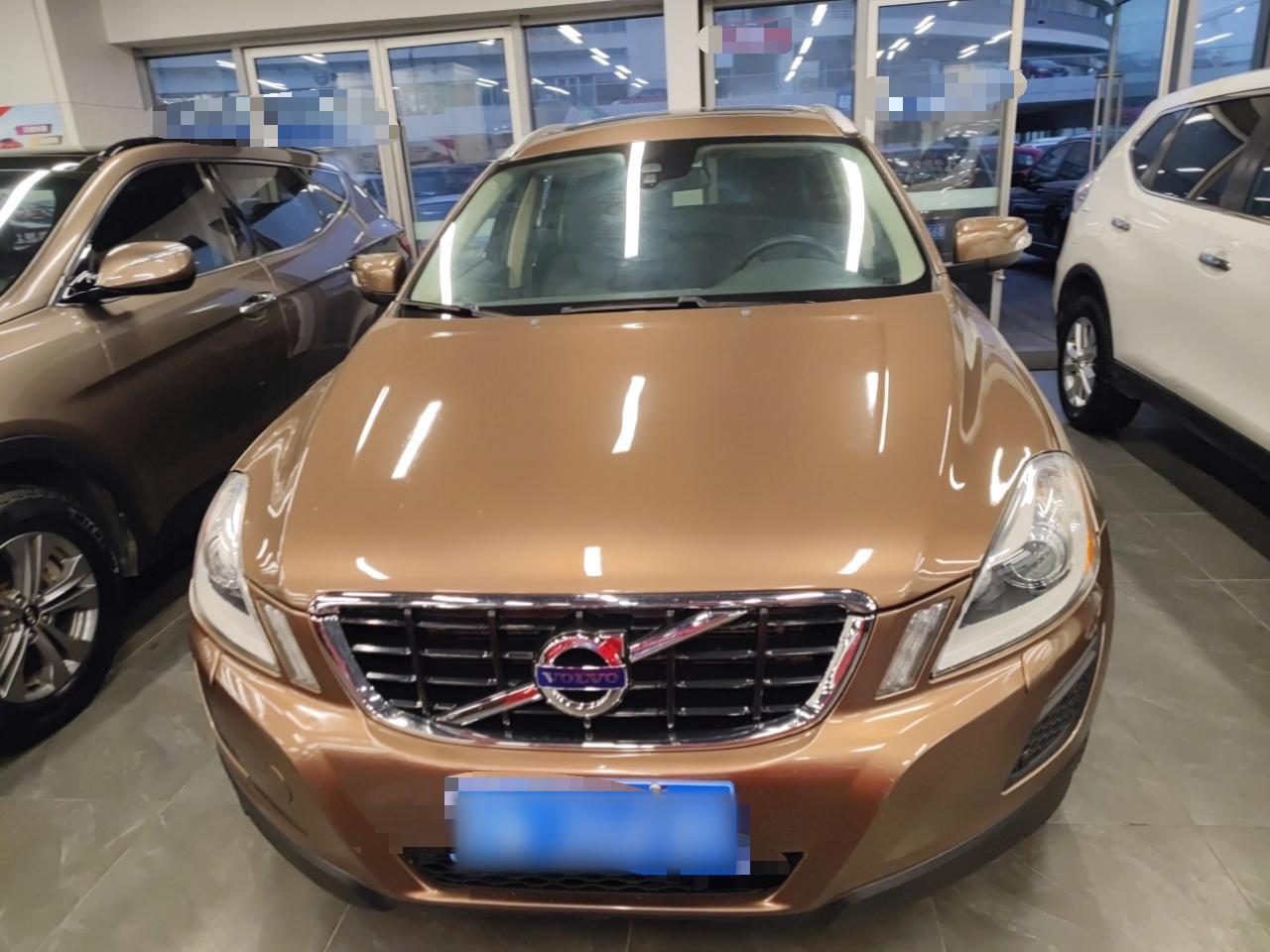 沃尔沃xc60进口2013款30t自动四驱舒适版