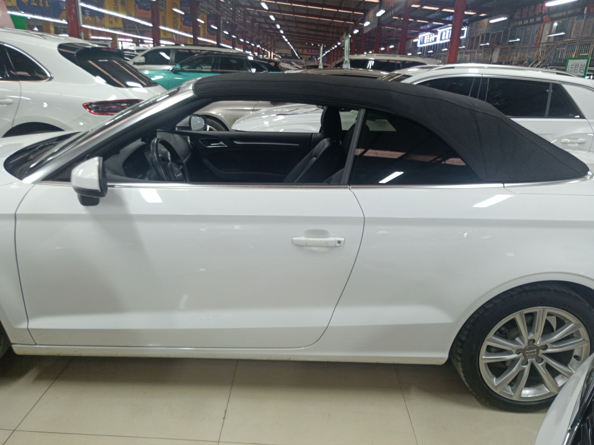 奥迪A3 2015款 Cabriolet 40 TFSI(进口)