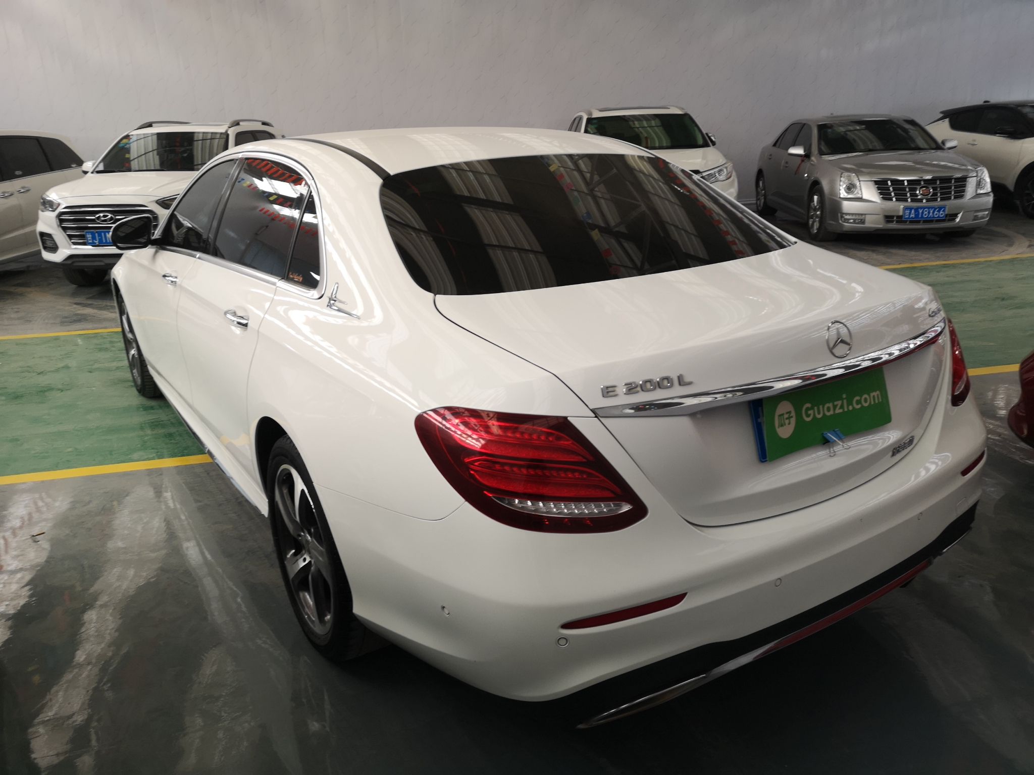 奔驰e级e200l2017款20t自动汽油运动型国Ⅴ