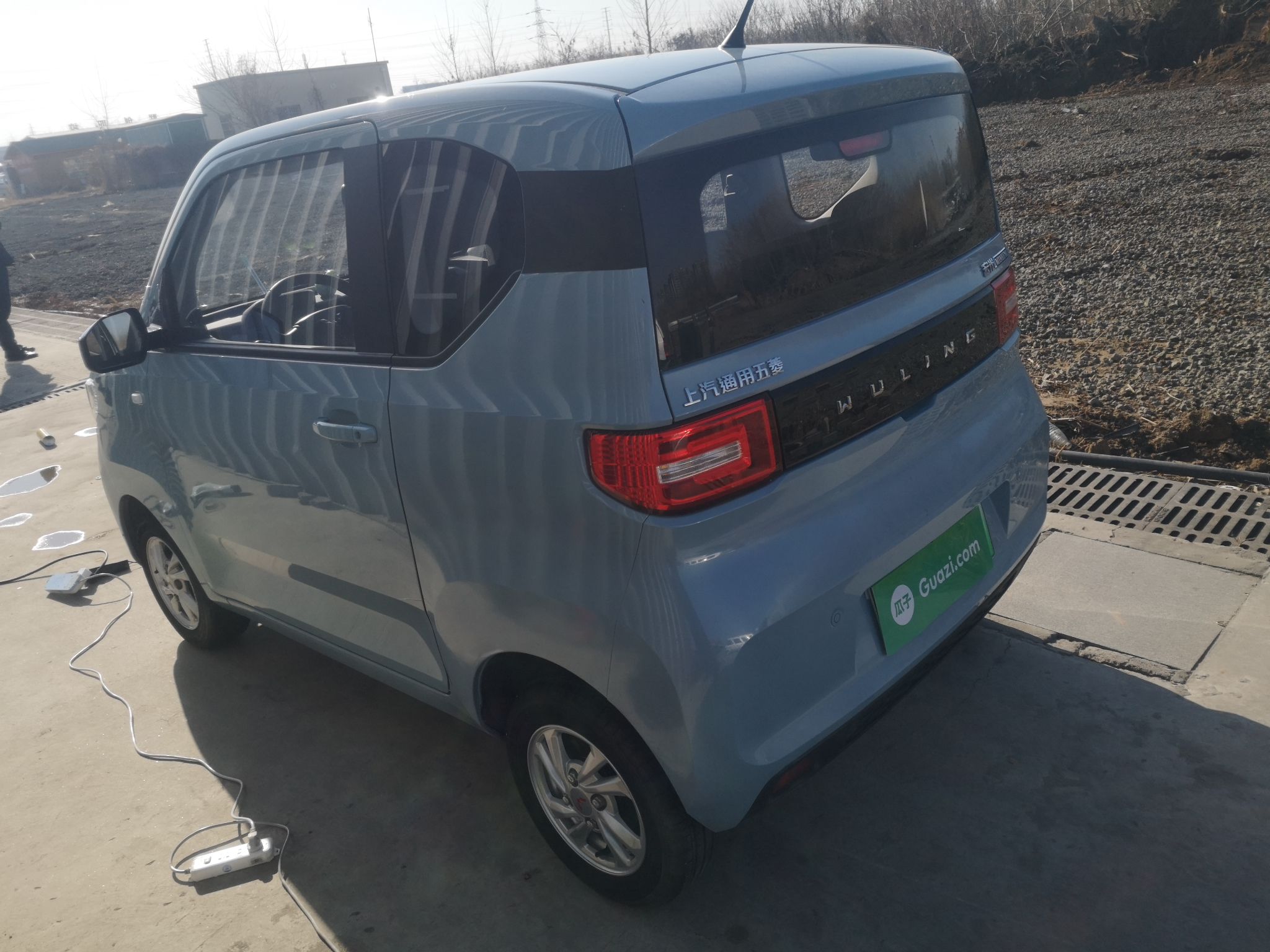 五菱宏光miniev2020款自动悦享款磷酸铁锂纯电动