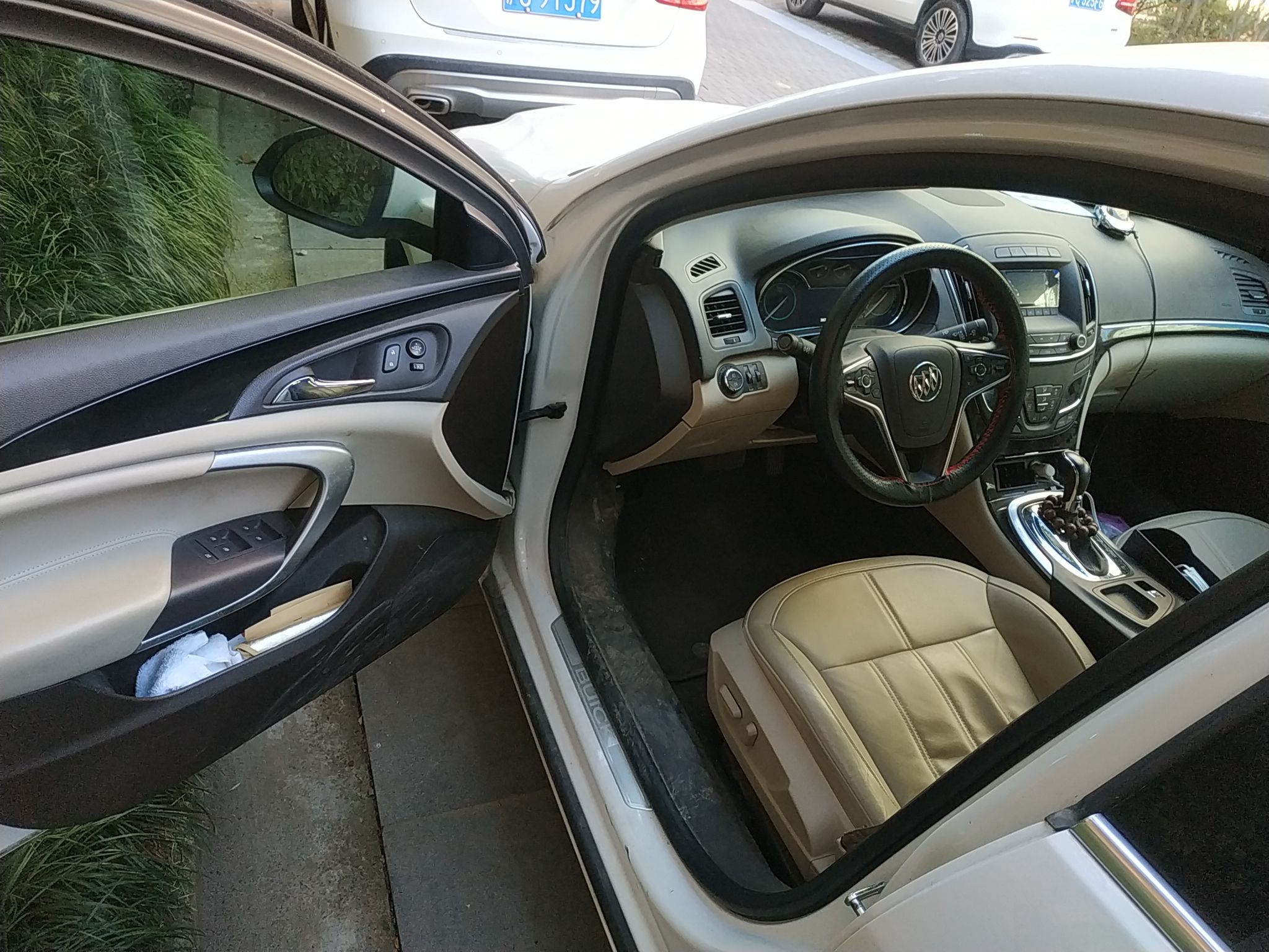 别克君威2015款20l自动精英时尚型国Ⅴ