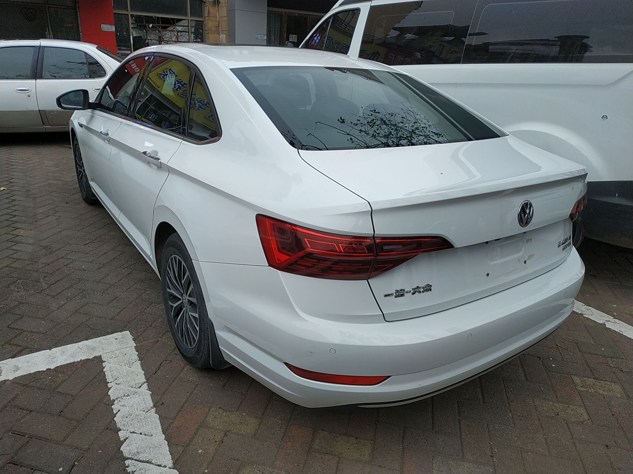 大众速腾 2019款 1.2t 手动 200tsi舒适型 (国Ⅵ)