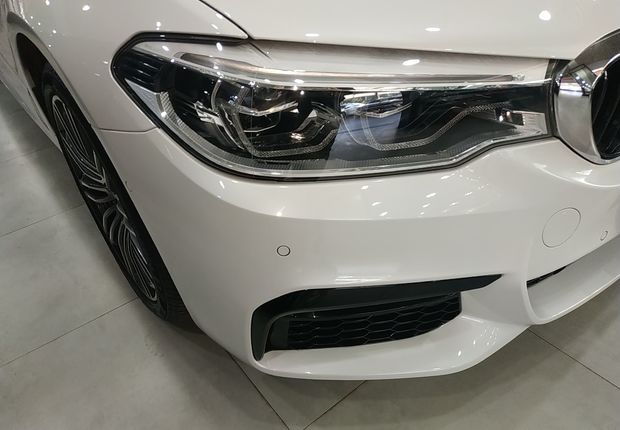 宝马5系 530Li 2018款 2.0T 自动 汽油 领先型M运动套装改款 (国Ⅴ) 