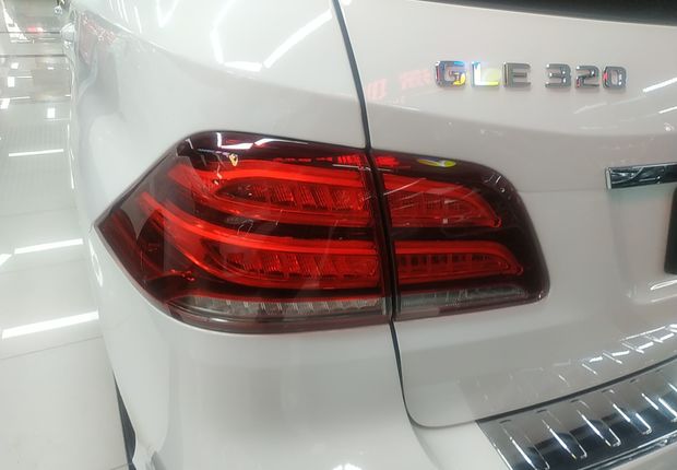 奔驰GLE级 GLE320 [进口] 2018款 3.0T 自动 动感型臻藏版 