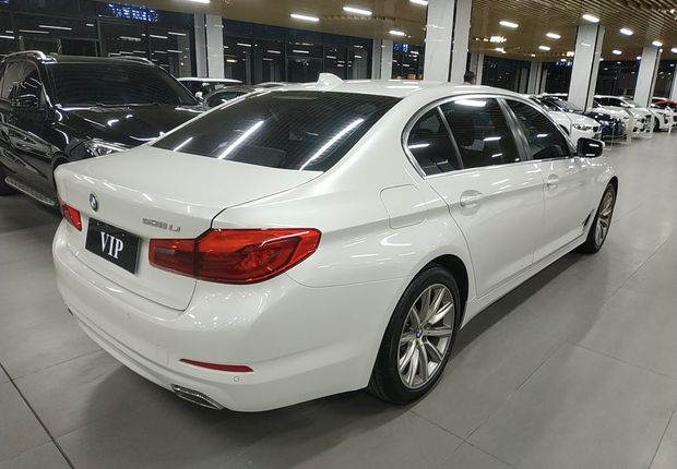 宝马5系 528Li 2018款 2.0T 自动 汽油 上市特别版 (国Ⅴ) 