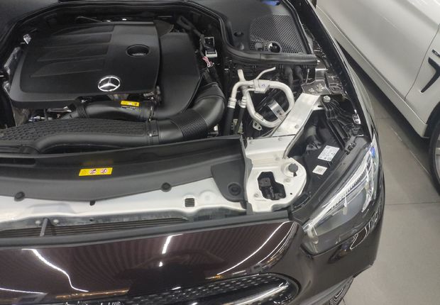 奔驰E级 E300L 2021款 2.0T 自动 汽油 运动尊贵型 (国Ⅵ) 